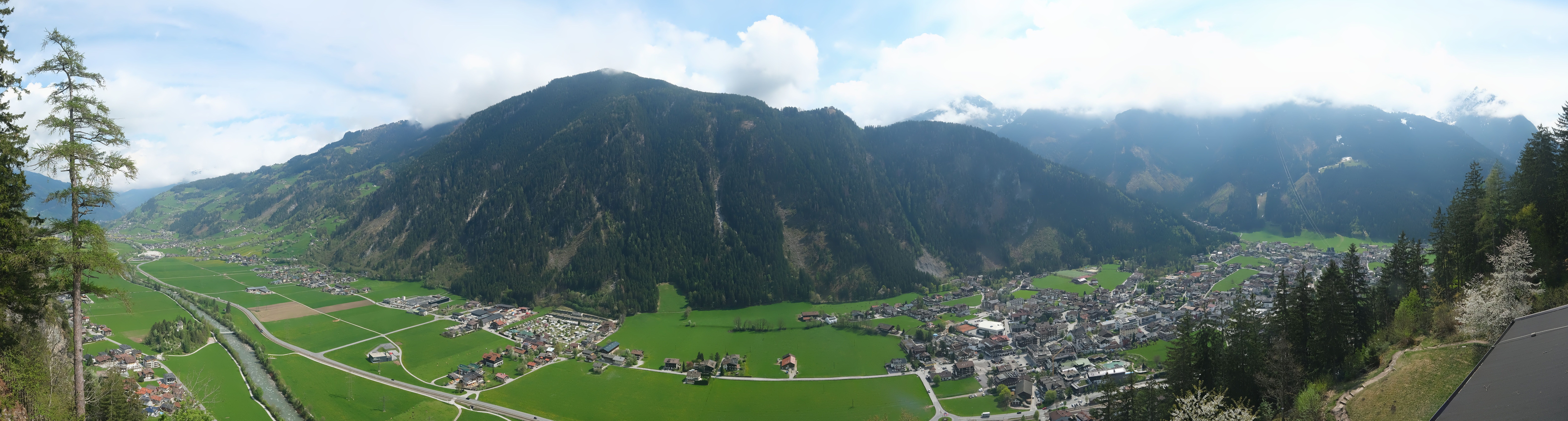 Archiv Foto Webcam Mayrhofen im Zillertal: Blick vom Gasthof Zimmereben