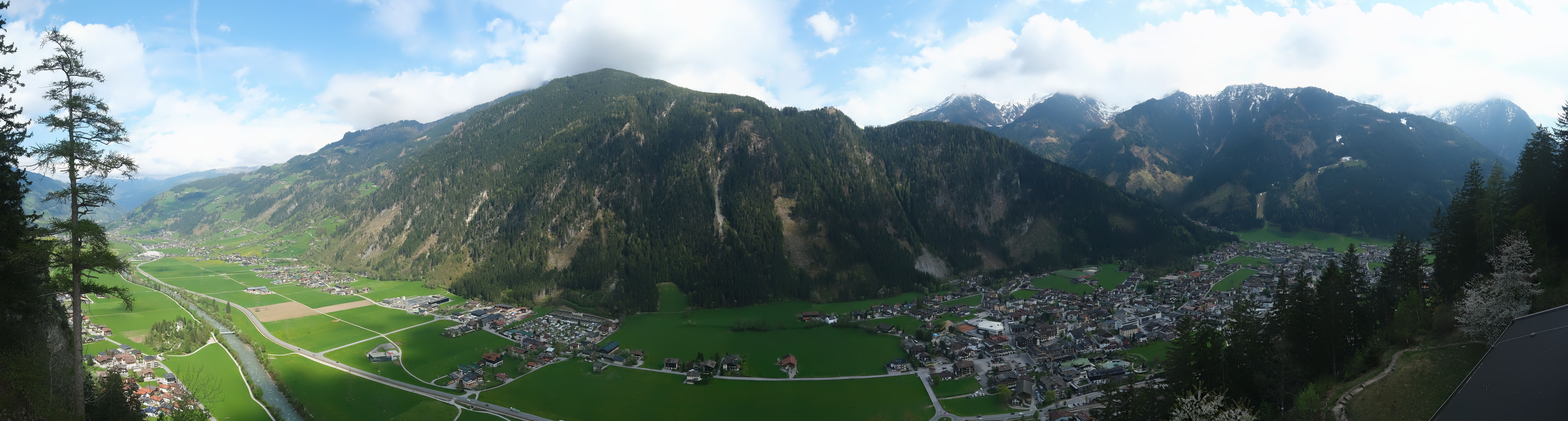 Archiv Foto Webcam Mayrhofen im Zillertal: Blick vom Gasthof Zimmereben