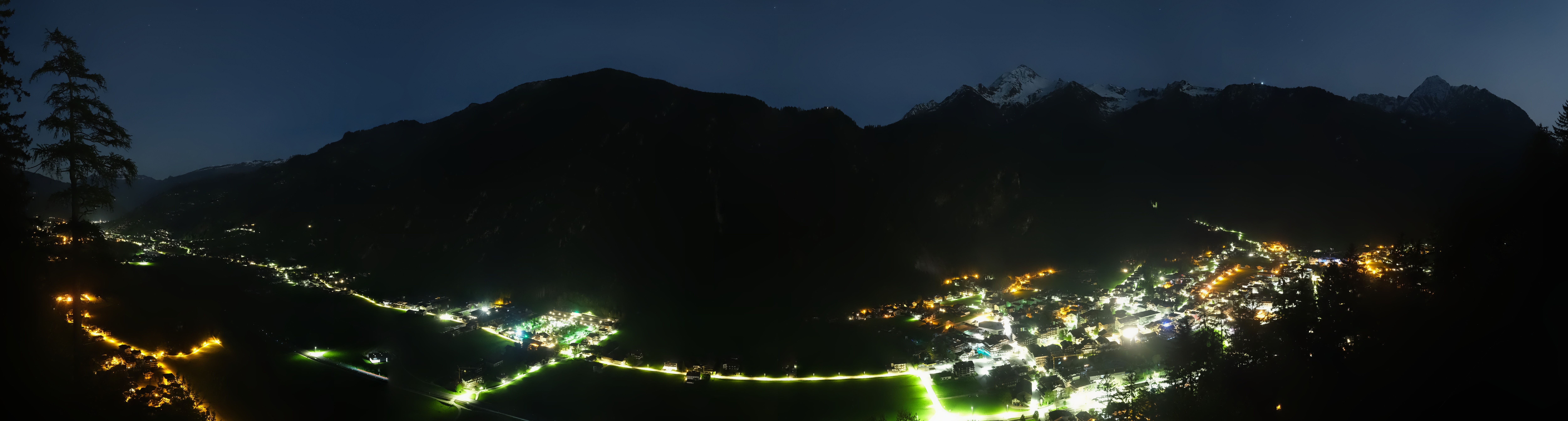 Archiv Foto Webcam Mayrhofen im Zillertal: Blick vom Gasthof Zimmereben