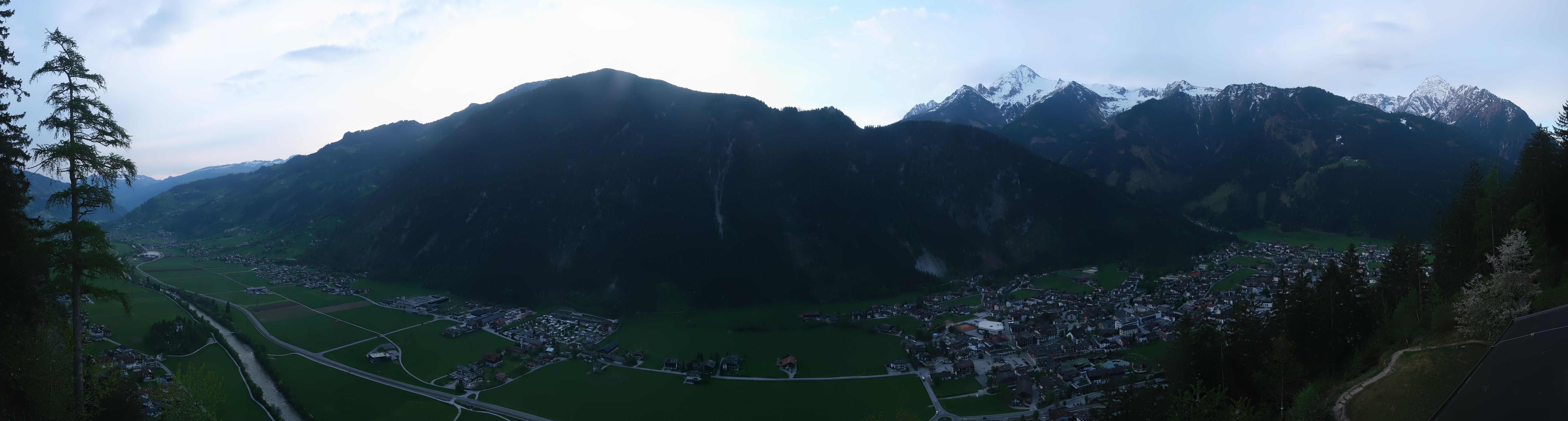 Archiv Foto Webcam Mayrhofen im Zillertal: Blick vom Gasthof Zimmereben