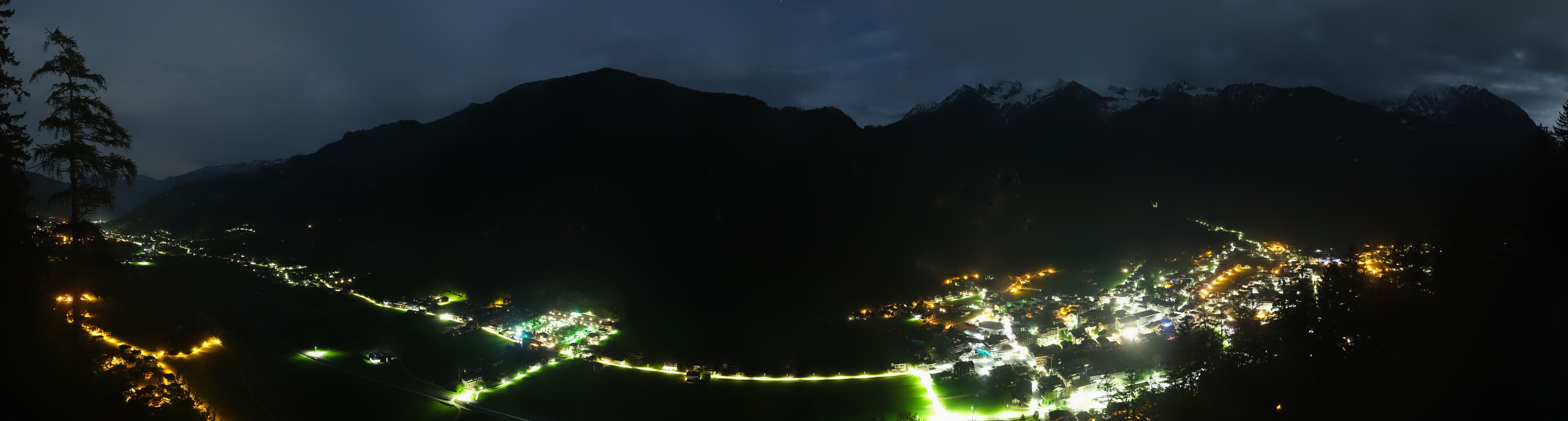 Archiv Foto Webcam Mayrhofen im Zillertal: Blick vom Gasthof Zimmereben