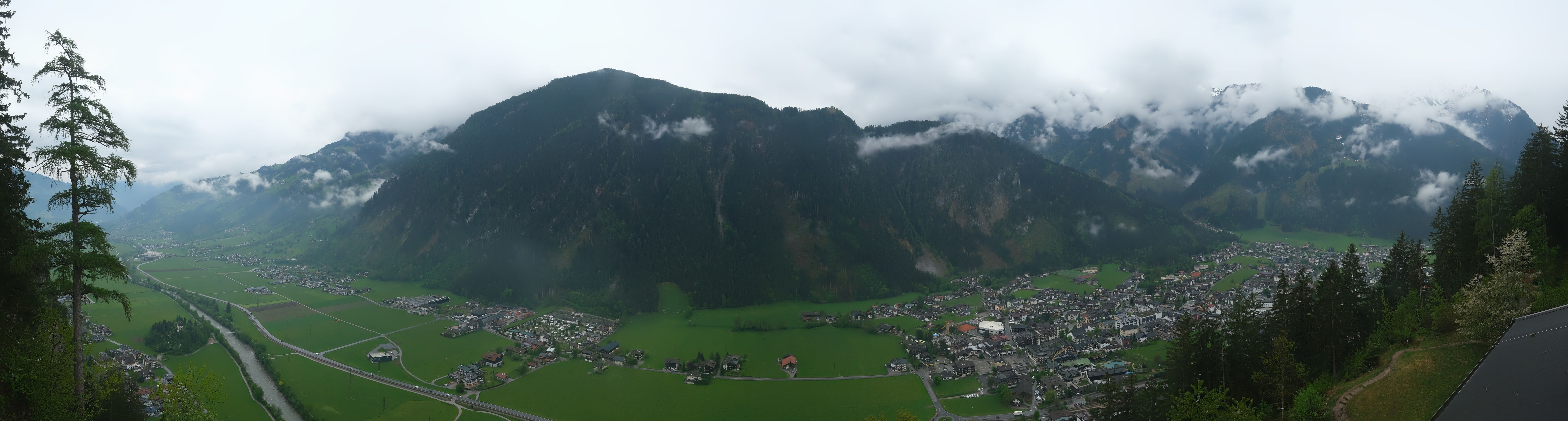 Archiv Foto Webcam Mayrhofen im Zillertal: Blick vom Gasthof Zimmereben