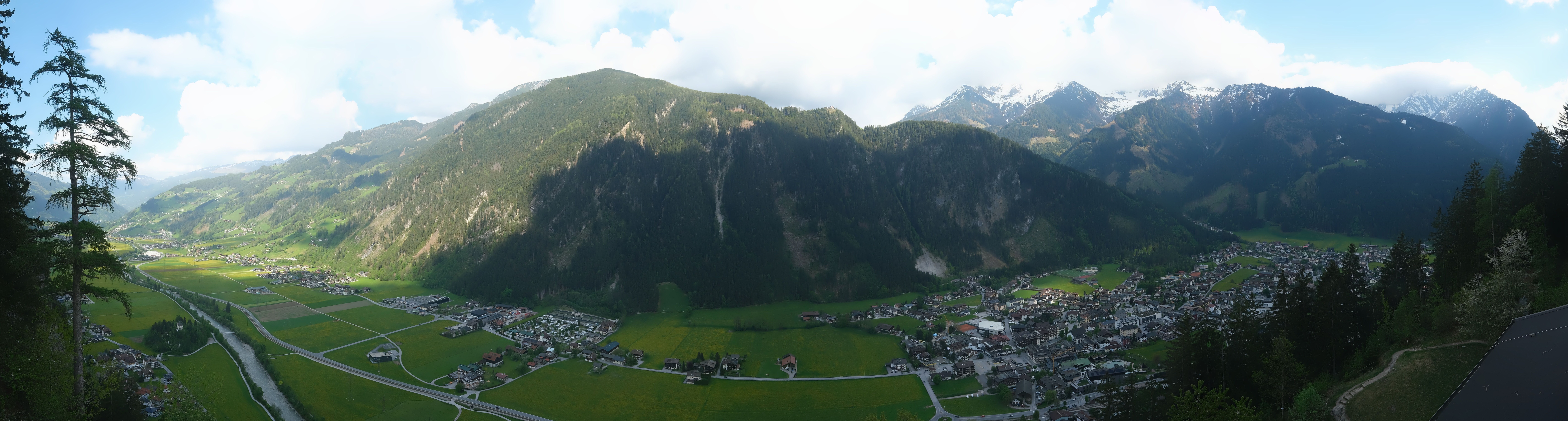 Archiv Foto Webcam Mayrhofen im Zillertal: Blick vom Gasthof Zimmereben