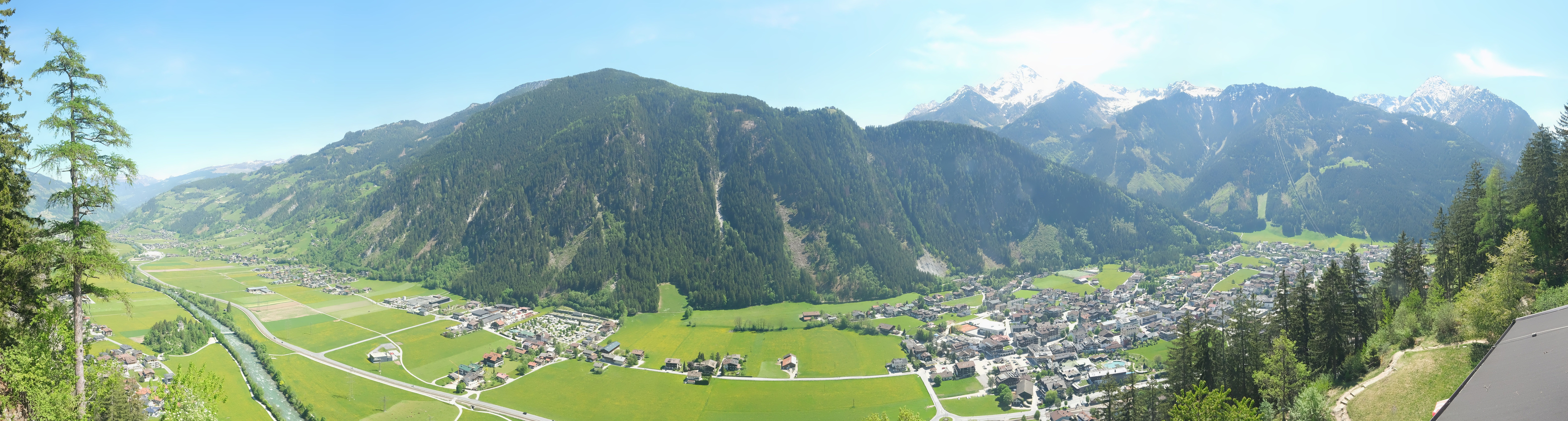 Archived image Webcam Mayrhofen im Zillertal: Zimmereben