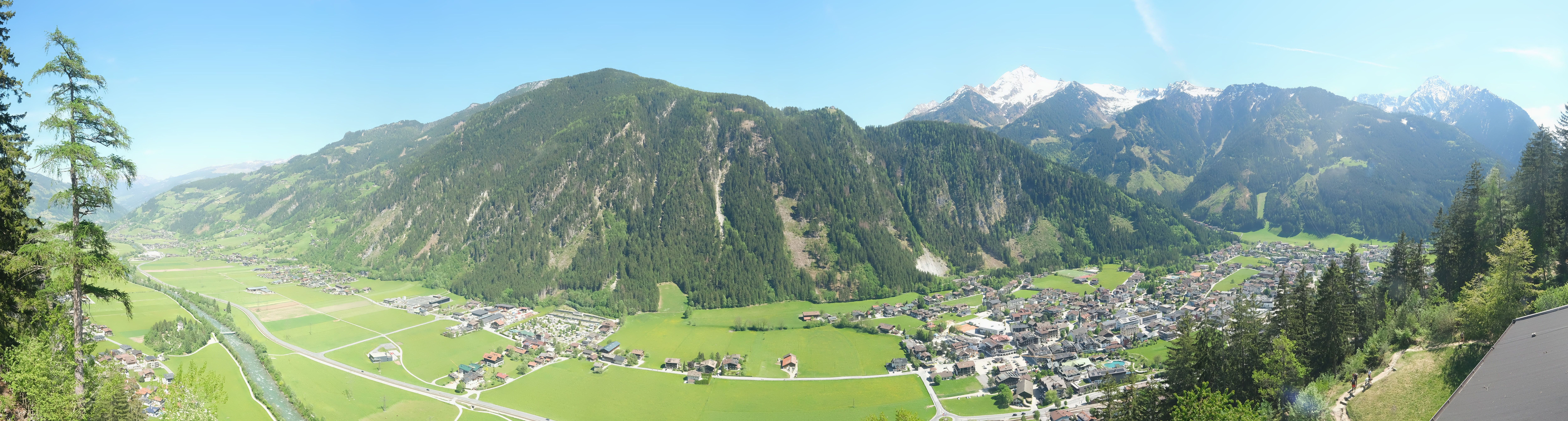 Archived image Webcam Mayrhofen im Zillertal: Zimmereben