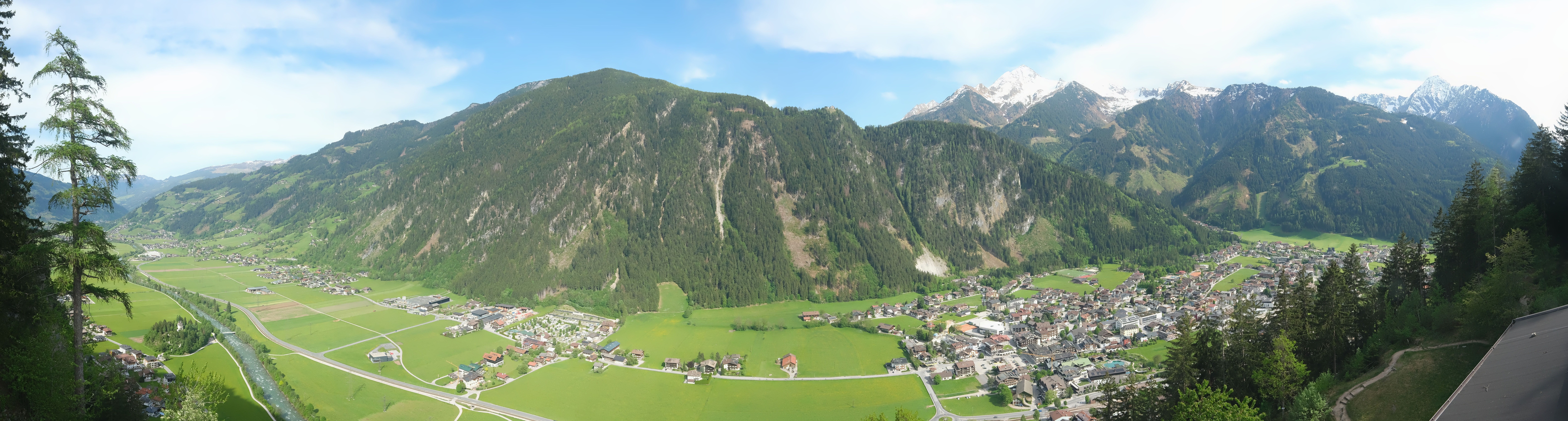 Archiv Foto Webcam Mayrhofen im Zillertal: Blick vom Gasthof Zimmereben
