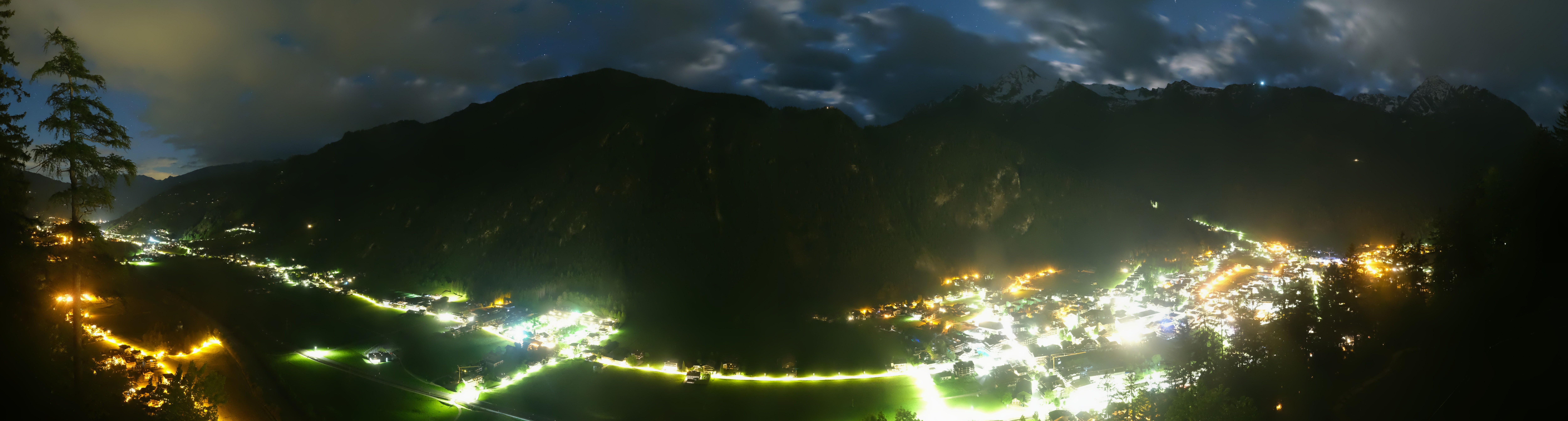 Archiv Foto Webcam Mayrhofen im Zillertal: Blick vom Gasthof Zimmereben