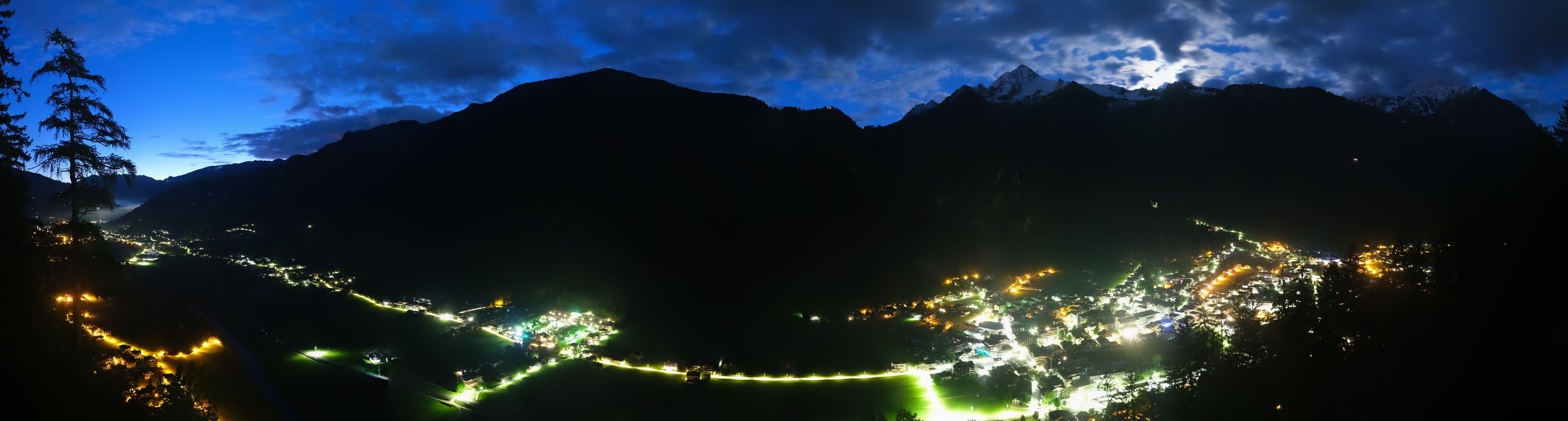 Archived image Webcam Mayrhofen im Zillertal: Zimmereben
