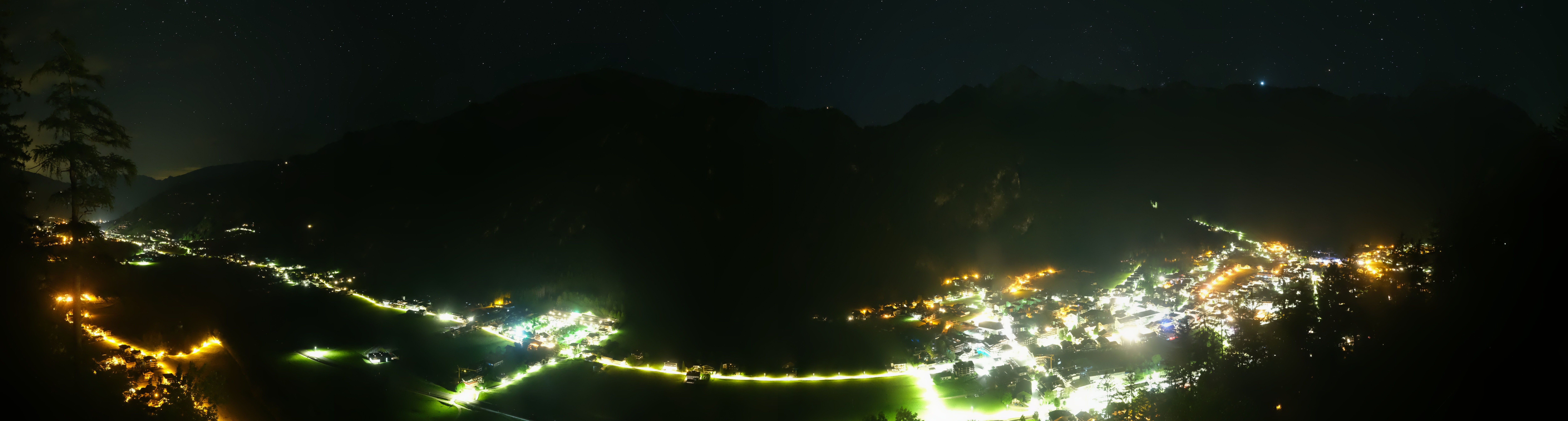 Archiv Foto Webcam Mayrhofen im Zillertal: Blick vom Gasthof Zimmereben