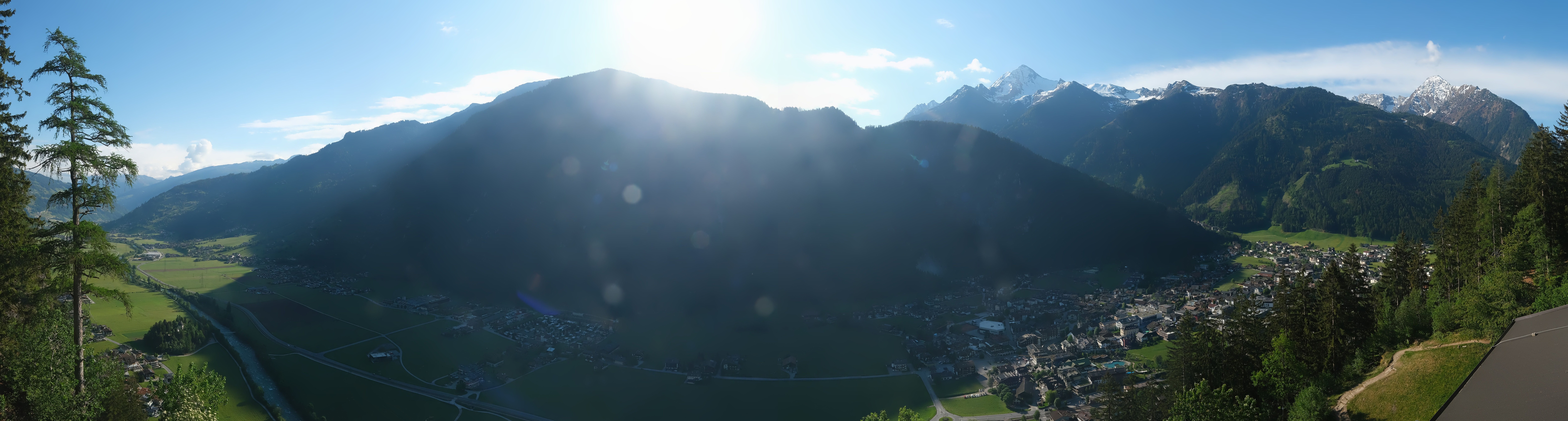 Archived image Webcam Mayrhofen im Zillertal: Zimmereben