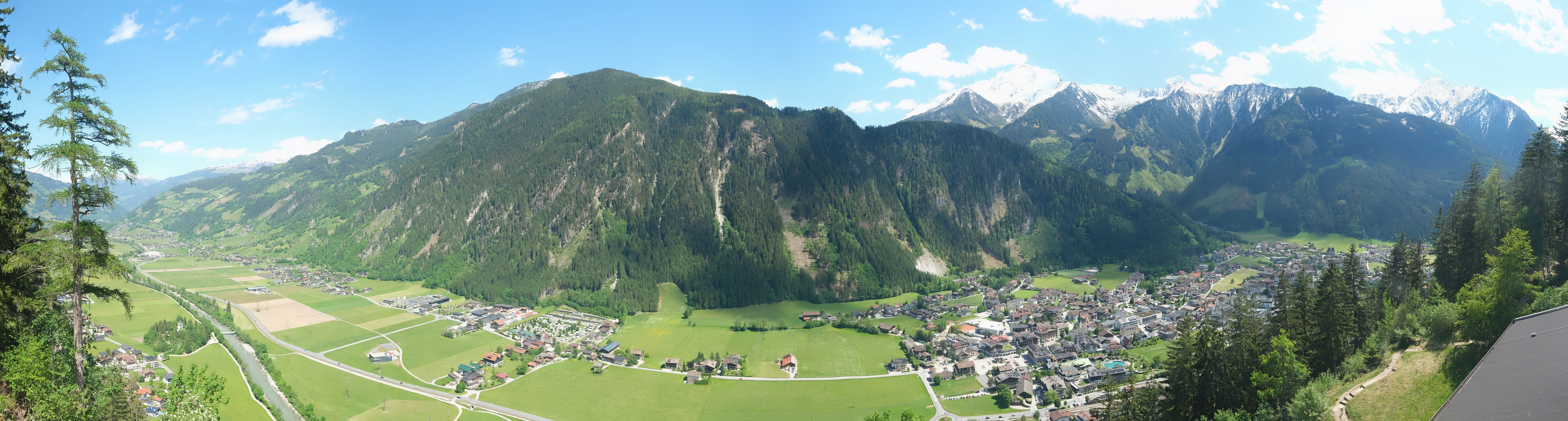 Archived image Webcam Mayrhofen im Zillertal: Zimmereben
