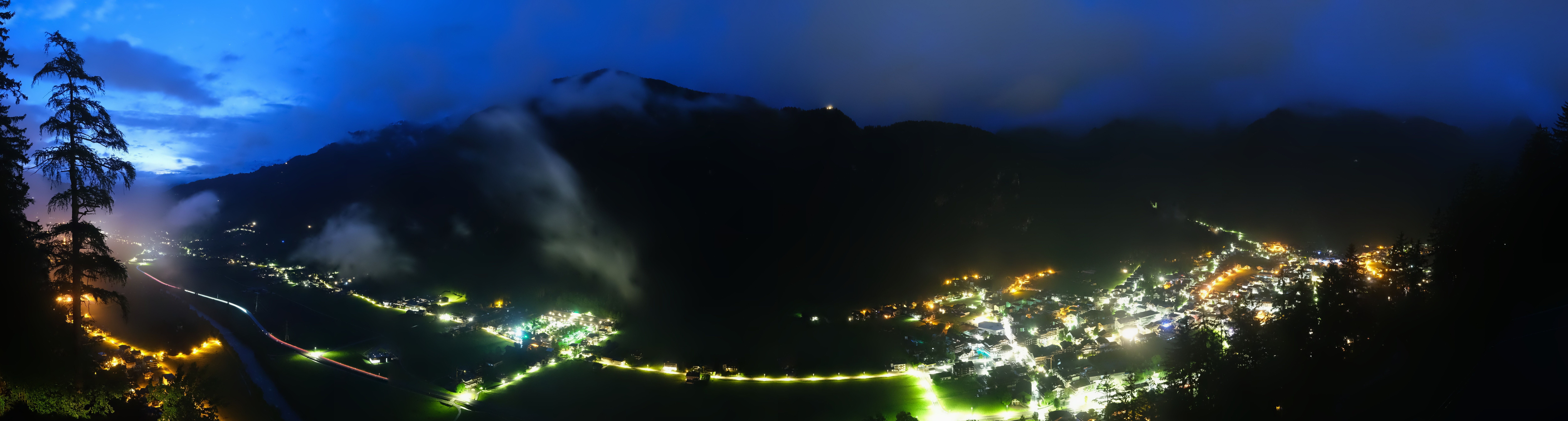 Archiv Foto Webcam Mayrhofen im Zillertal: Blick vom Gasthof Zimmereben