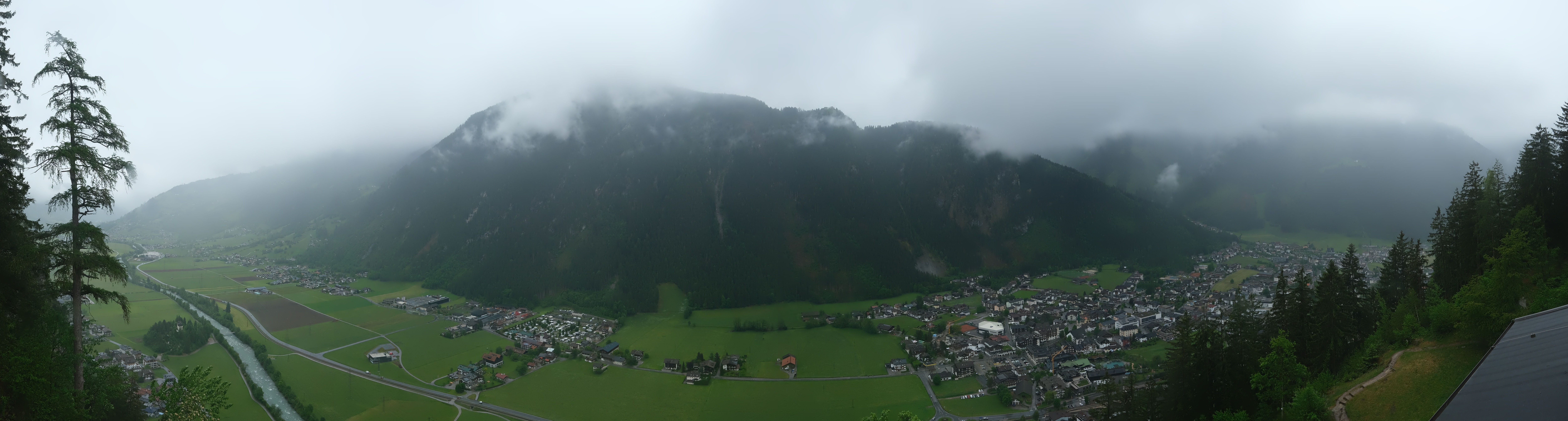 Archiv Foto Webcam Mayrhofen im Zillertal: Blick vom Gasthof Zimmereben