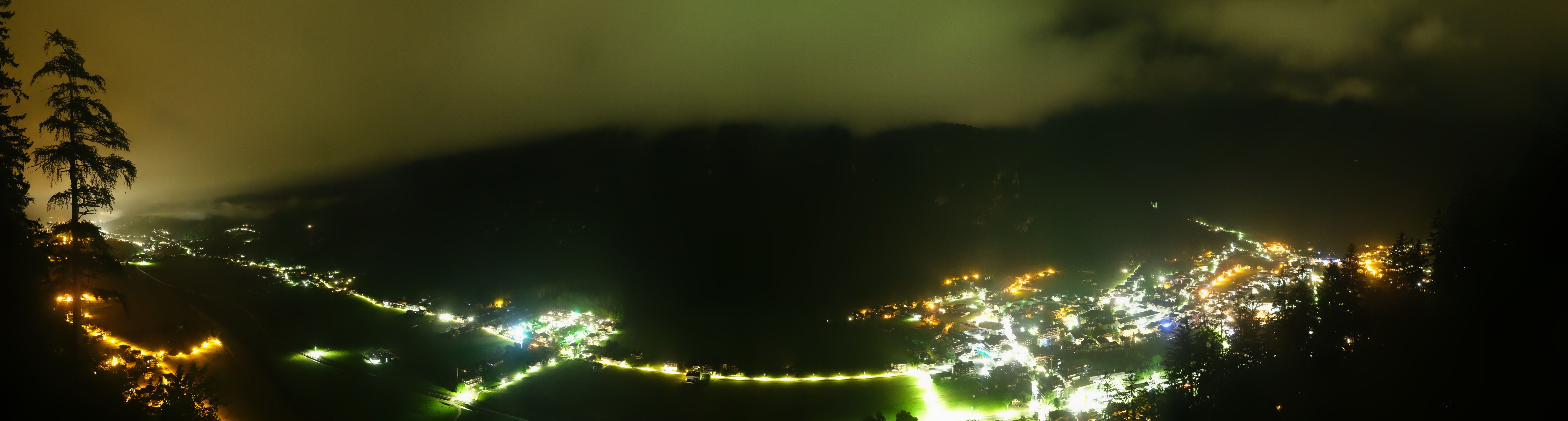 Archived image Webcam Mayrhofen im Zillertal: Zimmereben