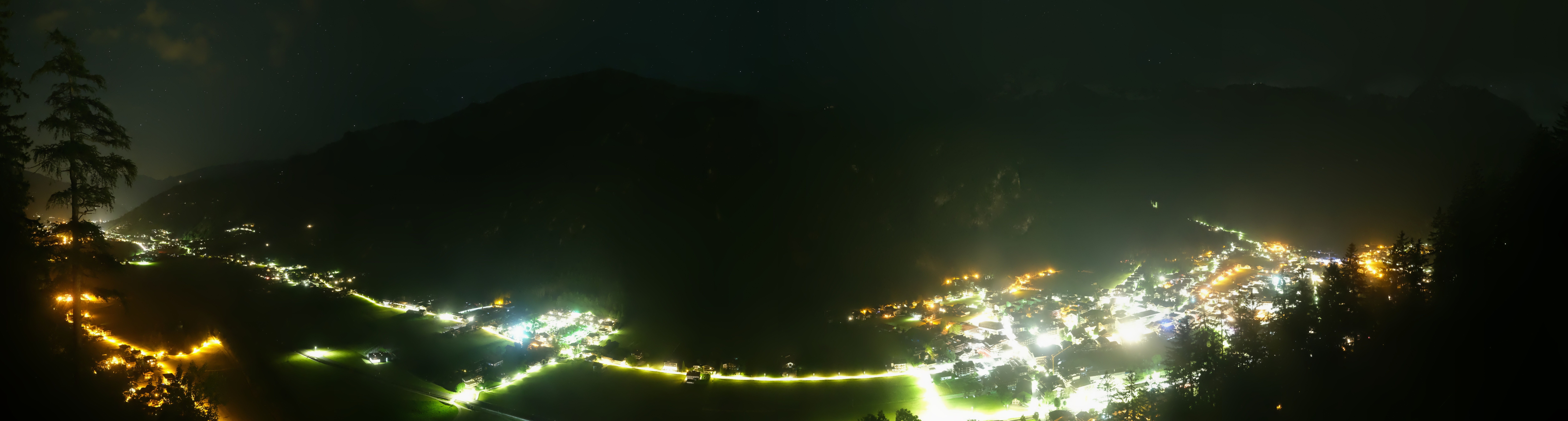 Archiv Foto Webcam Mayrhofen im Zillertal: Blick vom Gasthof Zimmereben