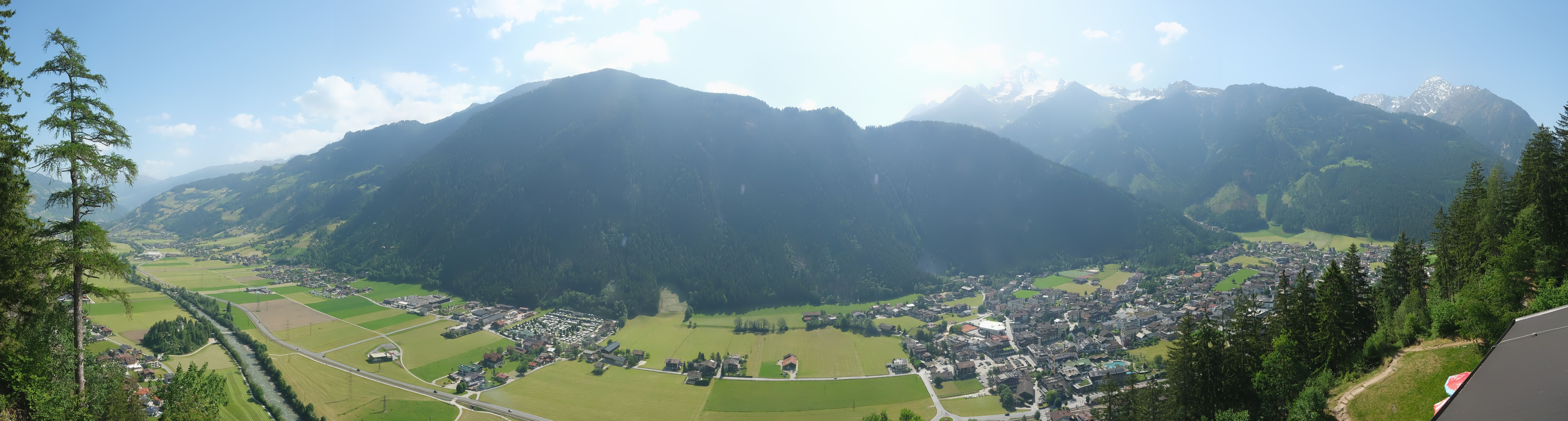 Archiv Foto Webcam Mayrhofen im Zillertal: Blick vom Gasthof Zimmereben