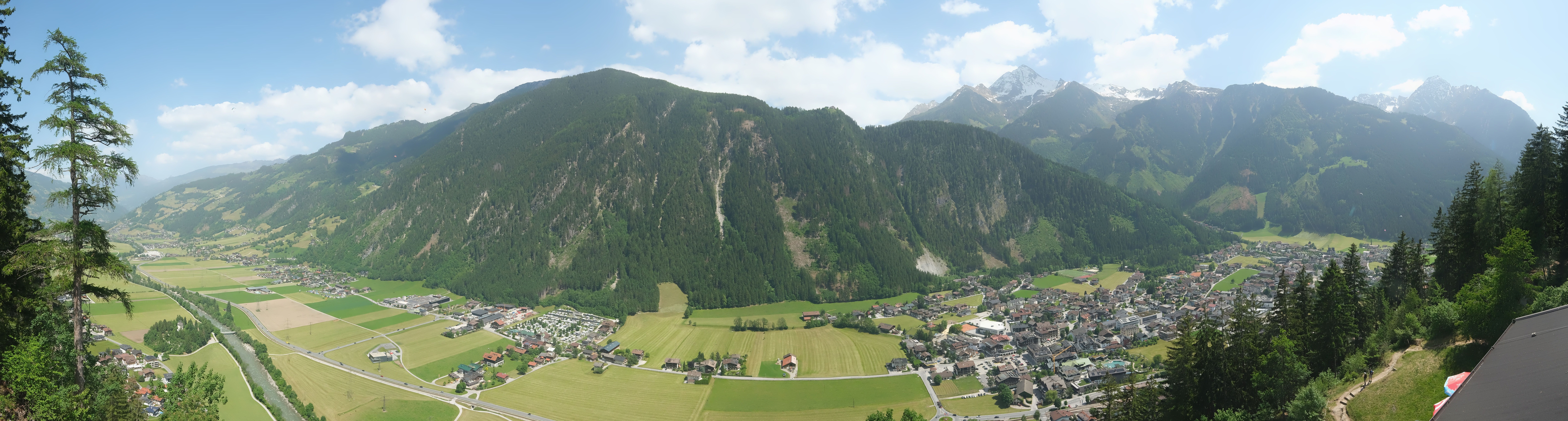 Archiv Foto Webcam Mayrhofen im Zillertal: Blick vom Gasthof Zimmereben