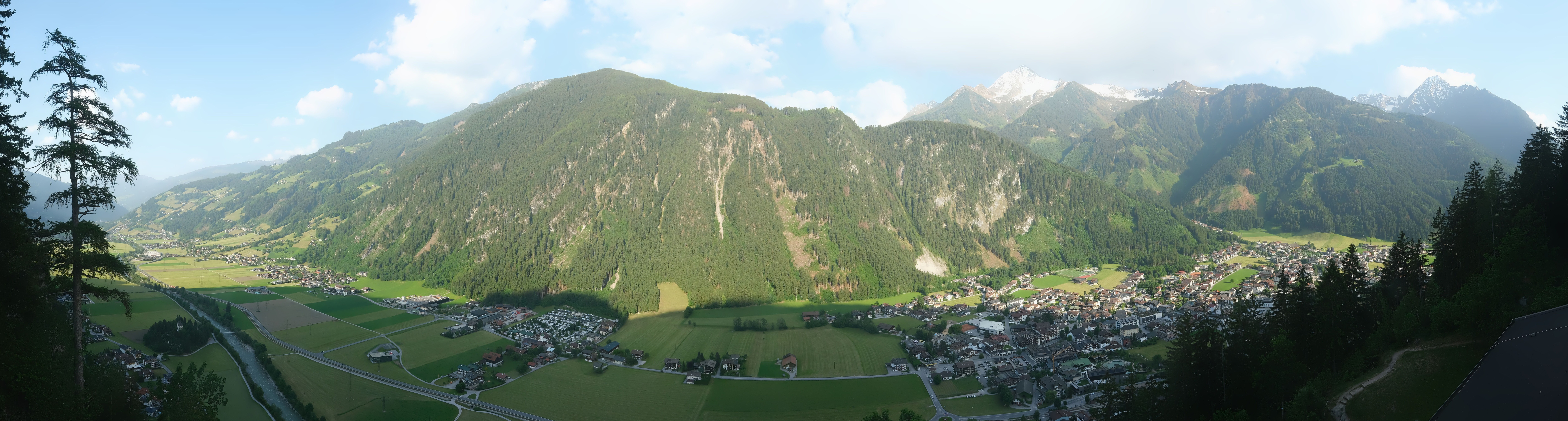 Archiv Foto Webcam Mayrhofen im Zillertal: Blick vom Gasthof Zimmereben