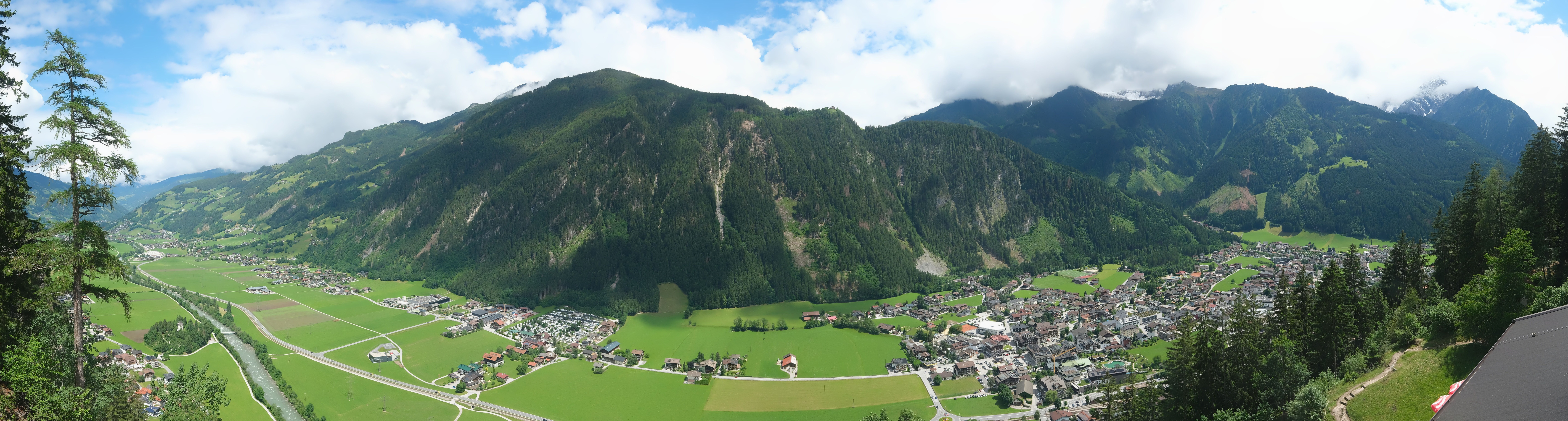 Archiv Foto Webcam Mayrhofen im Zillertal: Blick vom Gasthof Zimmereben