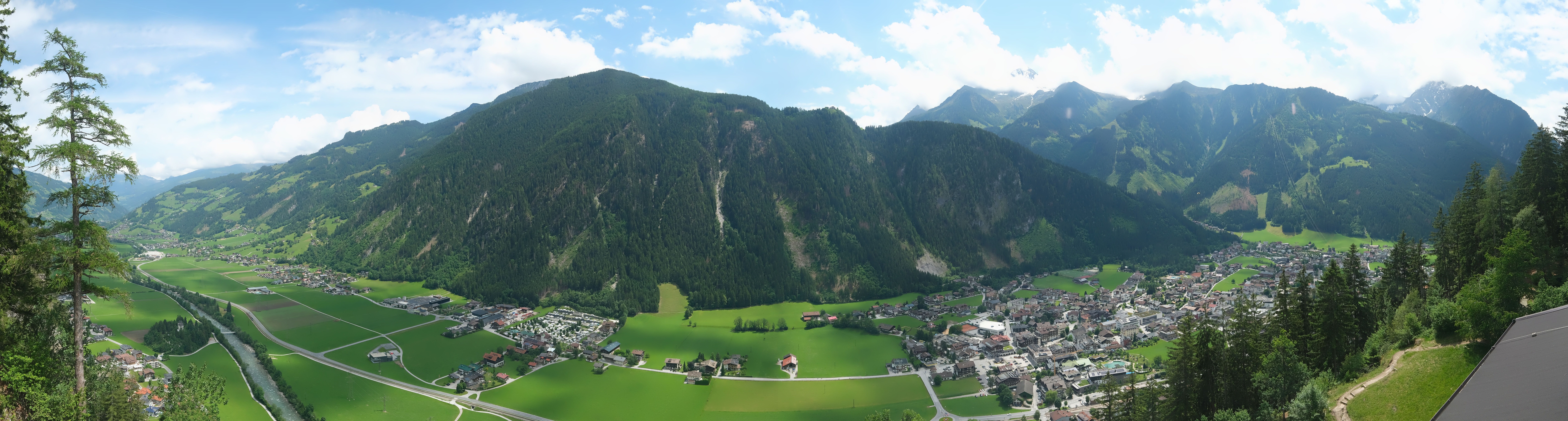 Archiv Foto Webcam Mayrhofen im Zillertal: Blick vom Gasthof Zimmereben