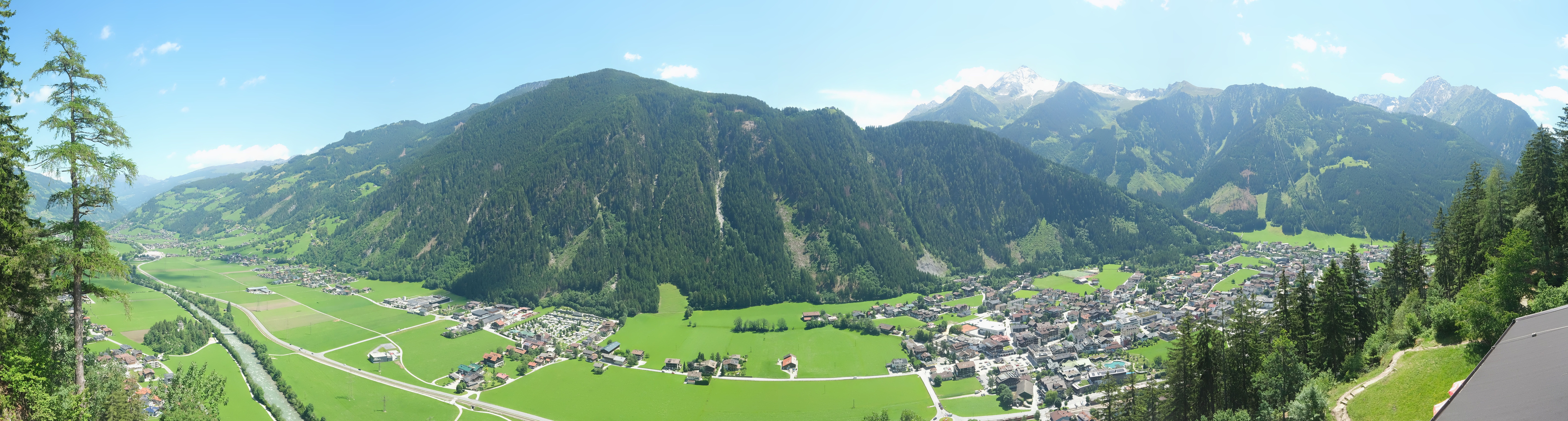 Archiv Foto Webcam Mayrhofen im Zillertal: Blick vom Gasthof Zimmereben