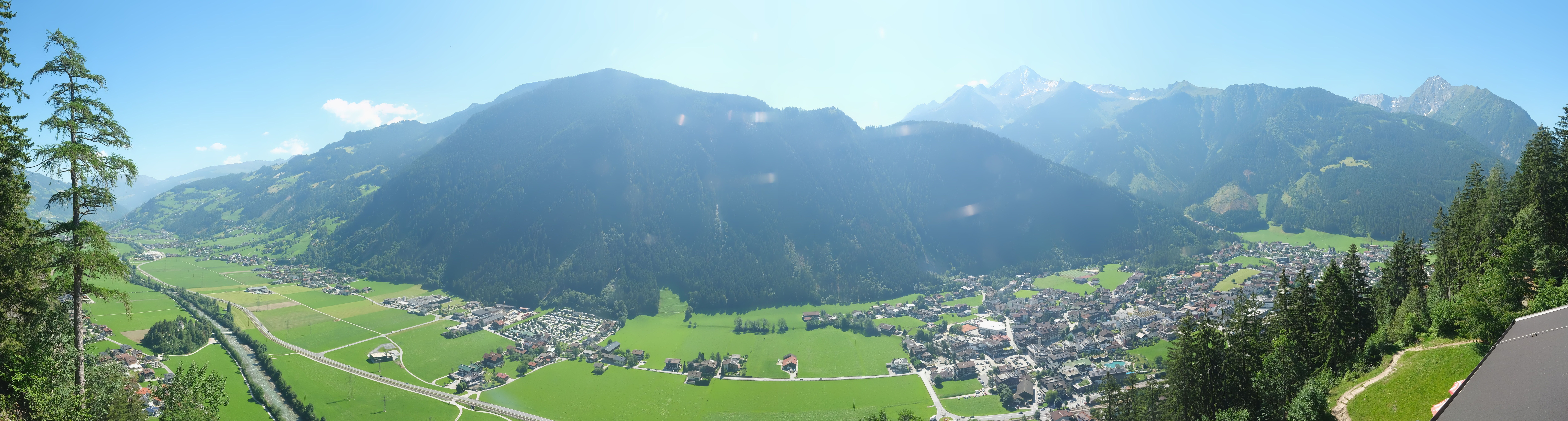 Archiv Foto Webcam Mayrhofen im Zillertal: Blick vom Gasthof Zimmereben