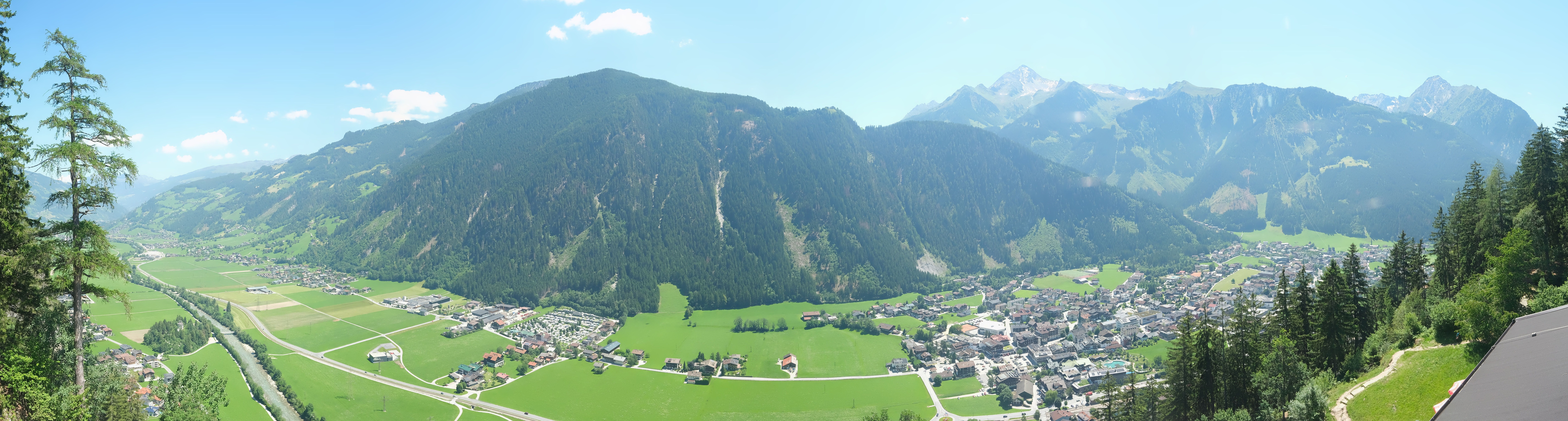 Archiv Foto Webcam Mayrhofen im Zillertal: Blick vom Gasthof Zimmereben