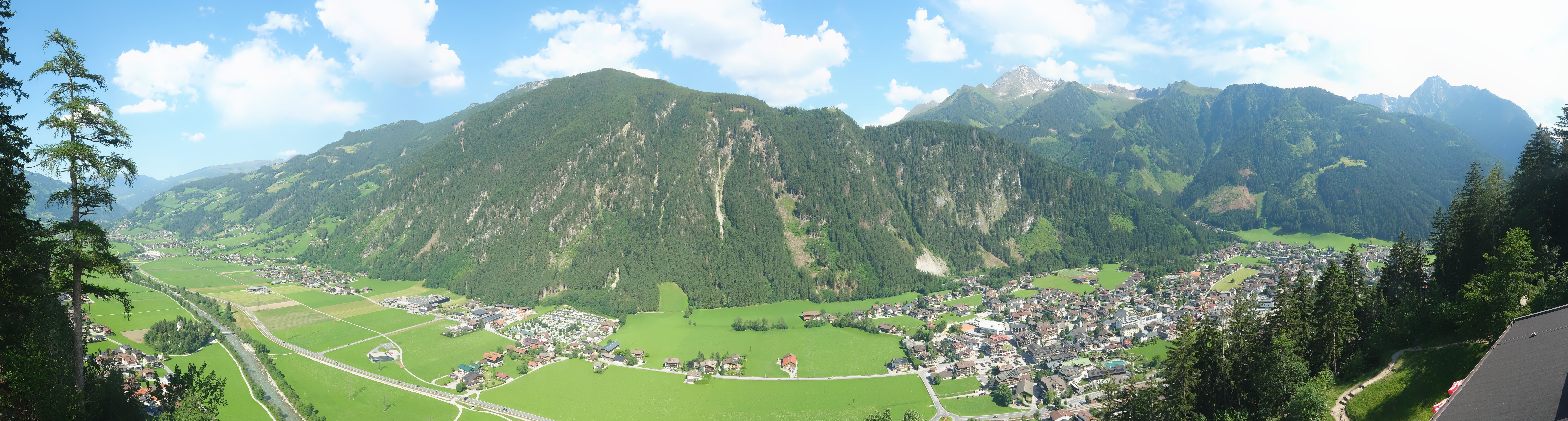 Archiv Foto Webcam Mayrhofen im Zillertal: Blick vom Gasthof Zimmereben