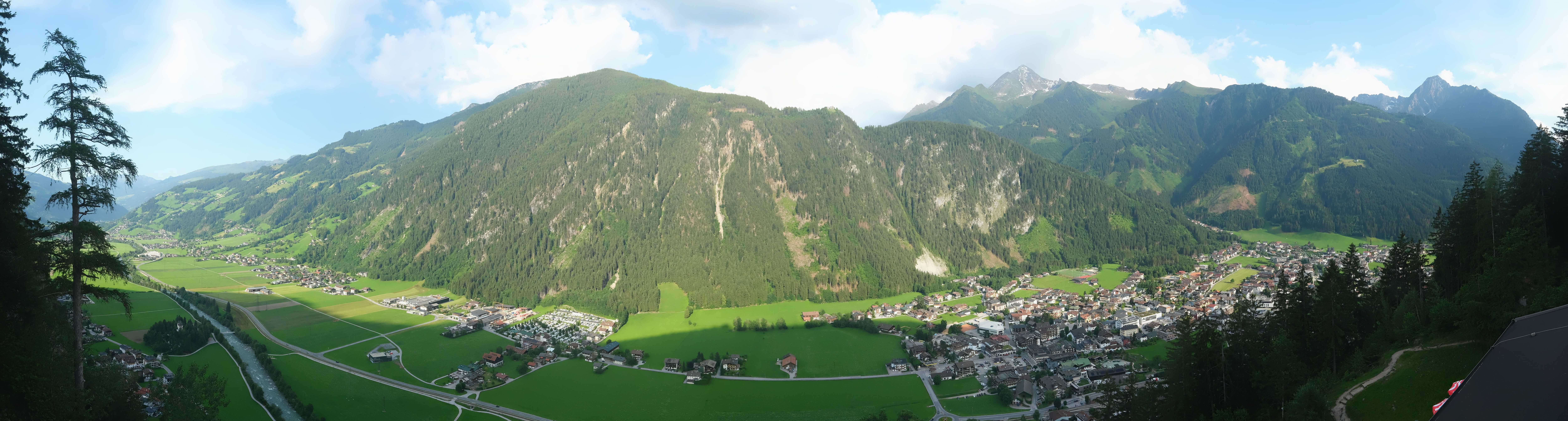 Archiv Foto Webcam Mayrhofen im Zillertal: Blick vom Gasthof Zimmereben