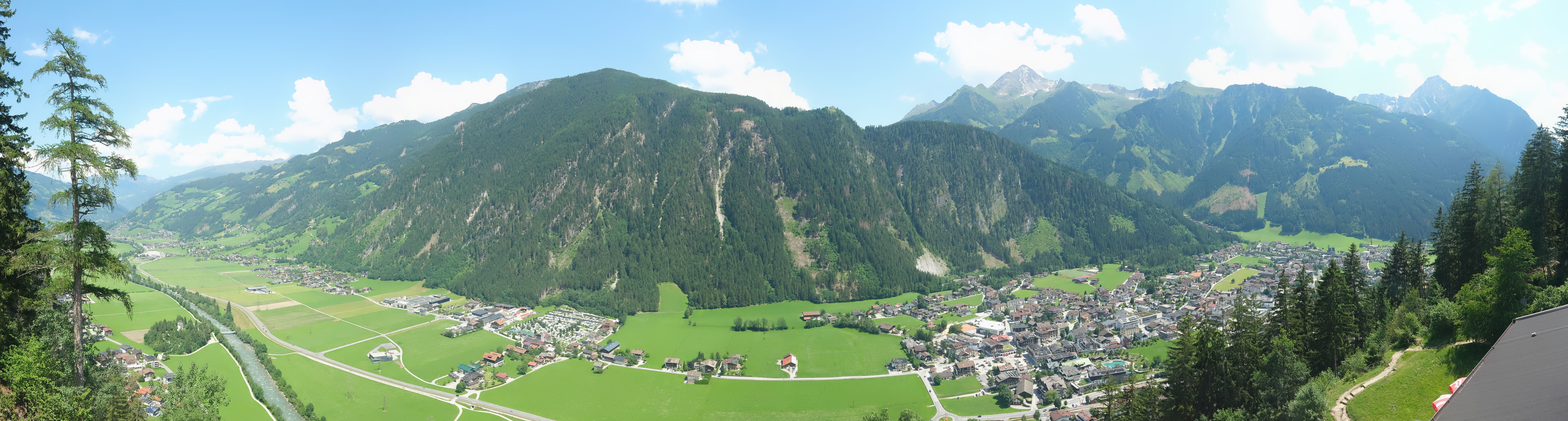 Archiv Foto Webcam Mayrhofen im Zillertal: Blick vom Gasthof Zimmereben