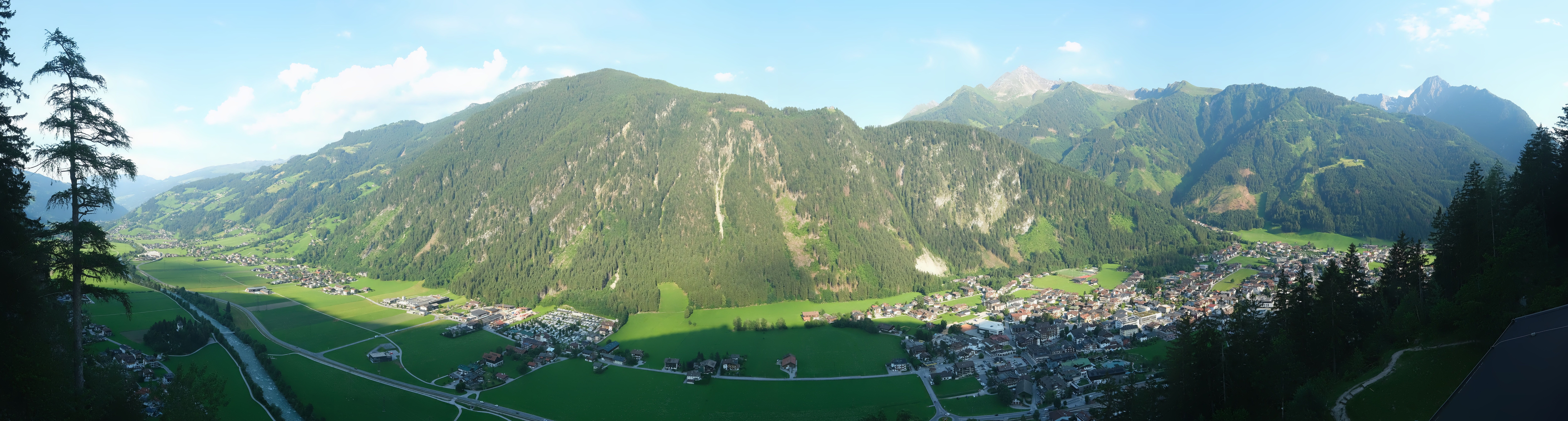 Archiv Foto Webcam Mayrhofen im Zillertal: Blick vom Gasthof Zimmereben