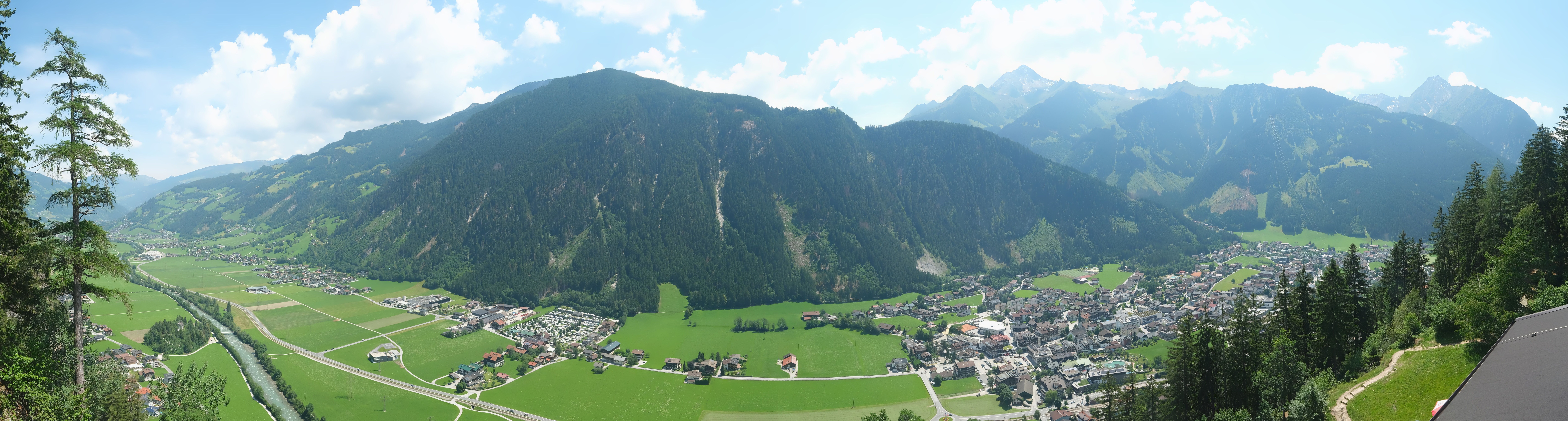 Archiv Foto Webcam Mayrhofen im Zillertal: Blick vom Gasthof Zimmereben
