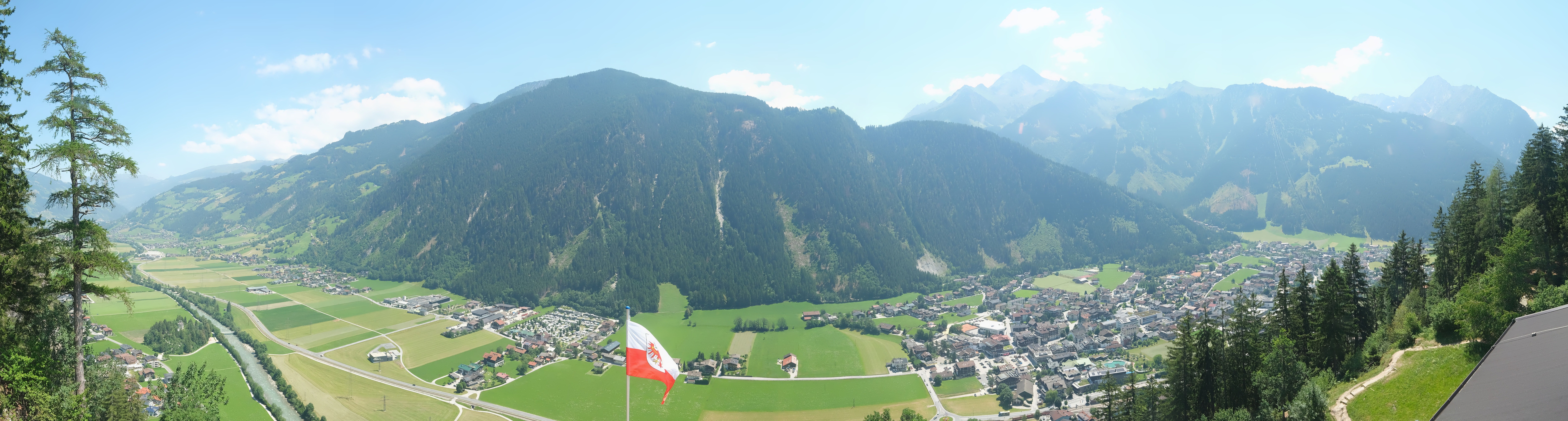 Archiv Foto Webcam Mayrhofen im Zillertal: Blick vom Gasthof Zimmereben