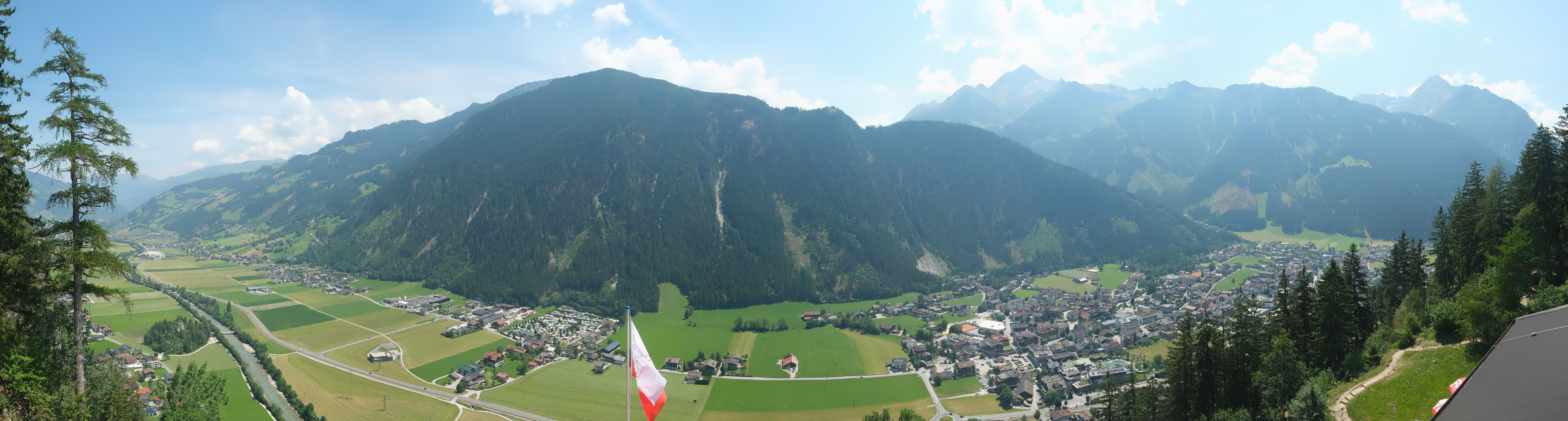 Archiv Foto Webcam Mayrhofen im Zillertal: Blick vom Gasthof Zimmereben