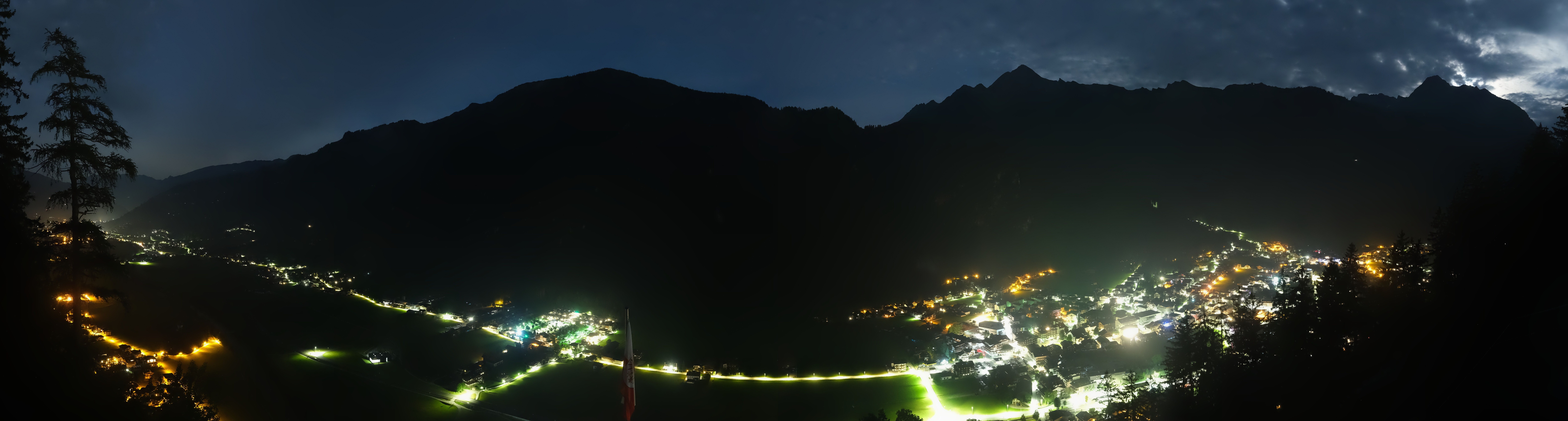 Archiv Foto Webcam Mayrhofen im Zillertal: Blick vom Gasthof Zimmereben