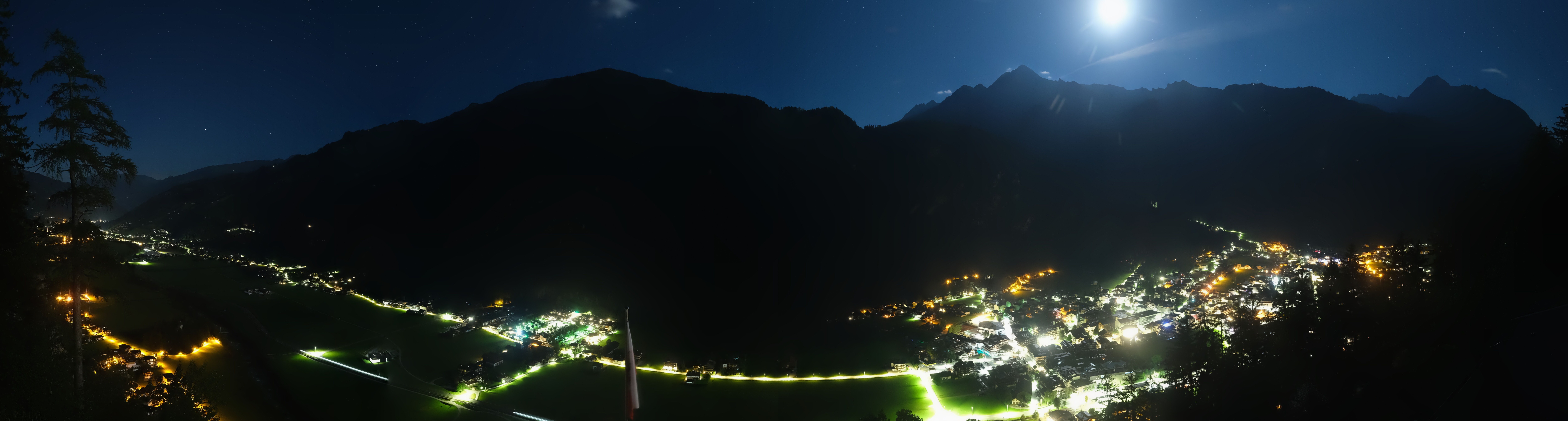 Archiv Foto Webcam Mayrhofen im Zillertal: Blick vom Gasthof Zimmereben