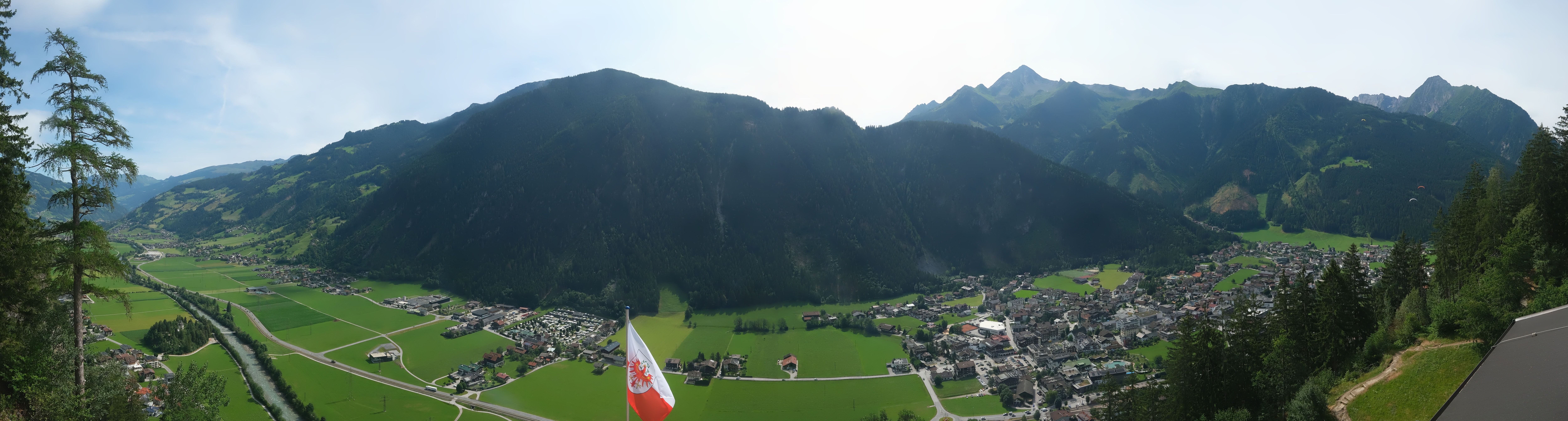 Archiv Foto Webcam Mayrhofen im Zillertal: Blick vom Gasthof Zimmereben