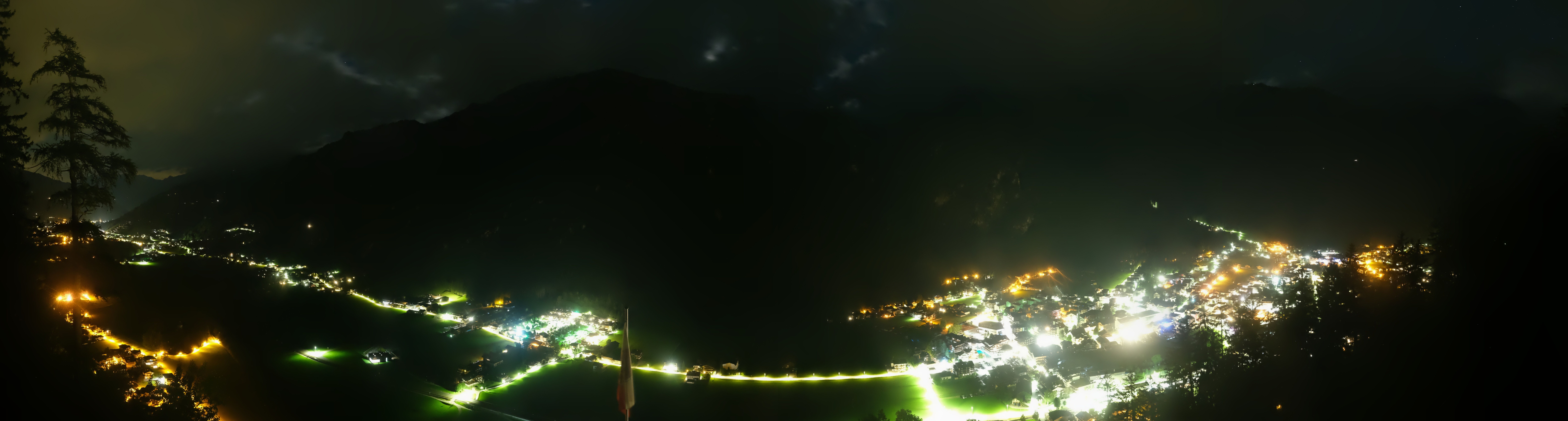 Archiv Foto Webcam Mayrhofen im Zillertal: Blick vom Gasthof Zimmereben