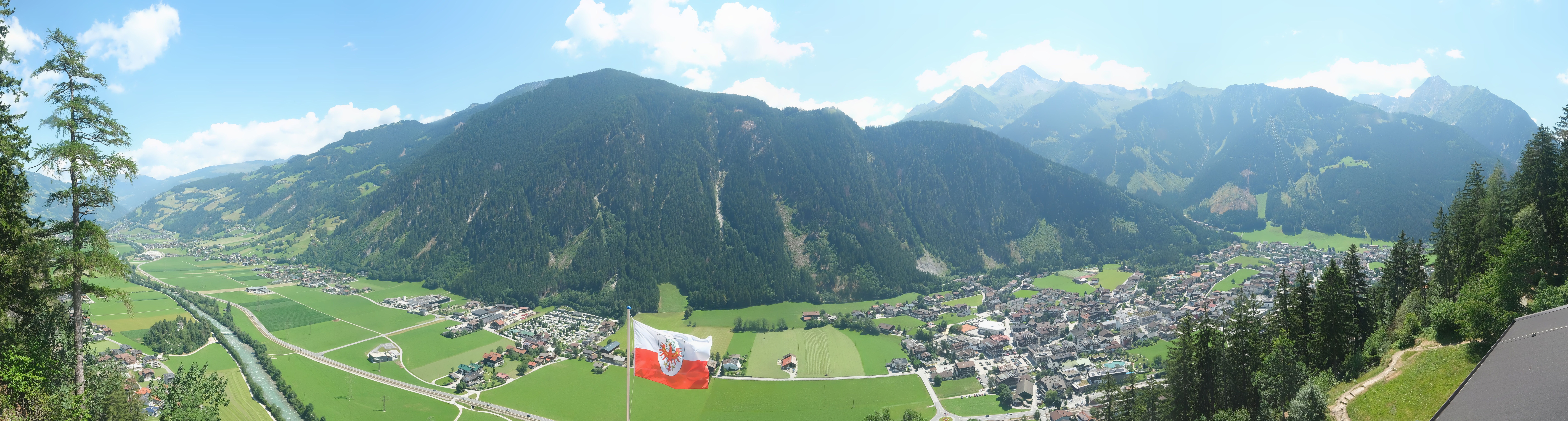 Archiv Foto Webcam Mayrhofen im Zillertal: Blick vom Gasthof Zimmereben