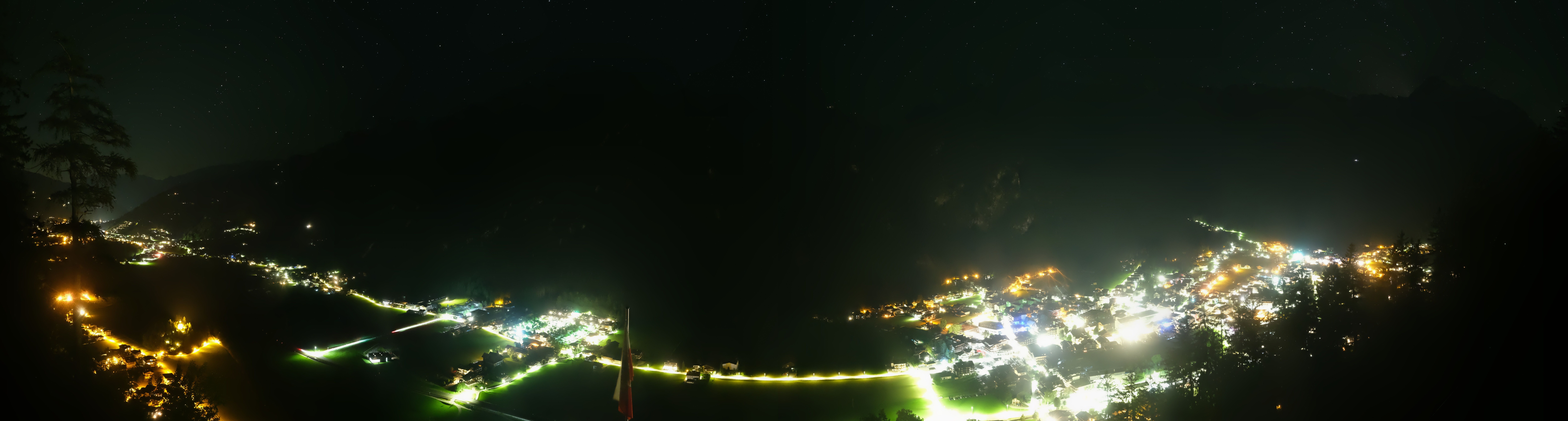 Archiv Foto Webcam Mayrhofen im Zillertal: Blick vom Gasthof Zimmereben