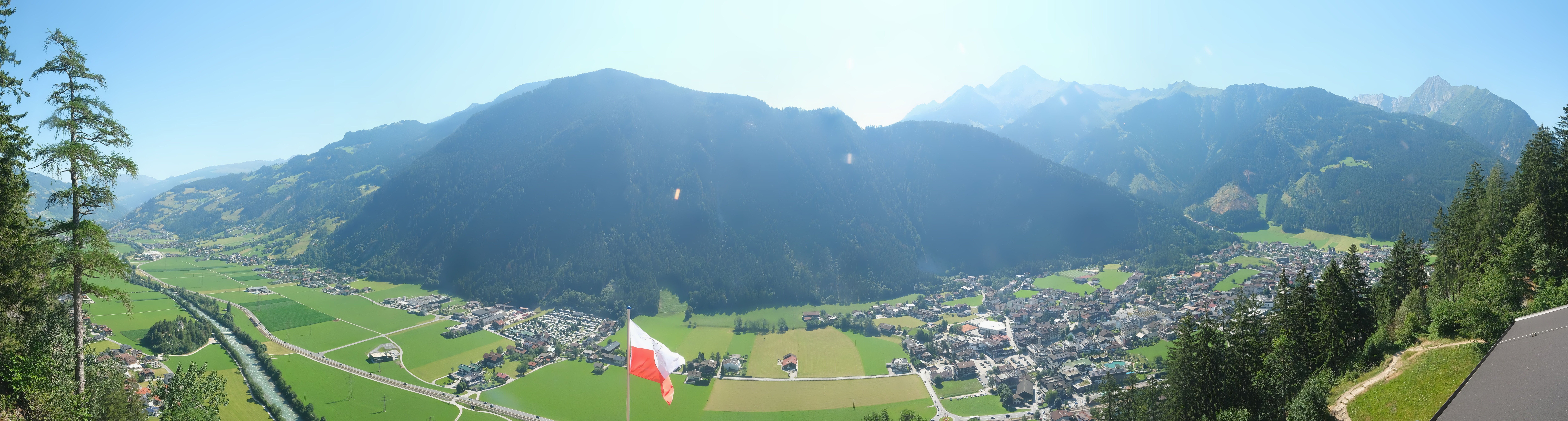 Archiv Foto Webcam Mayrhofen im Zillertal: Blick vom Gasthof Zimmereben