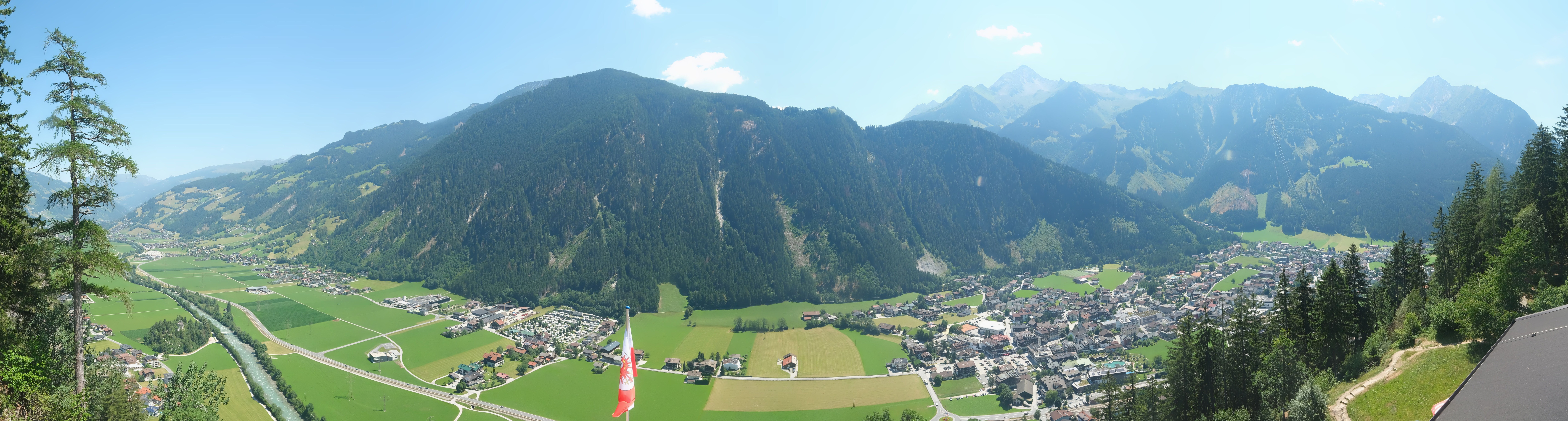 Archiv Foto Webcam Mayrhofen im Zillertal: Blick vom Gasthof Zimmereben