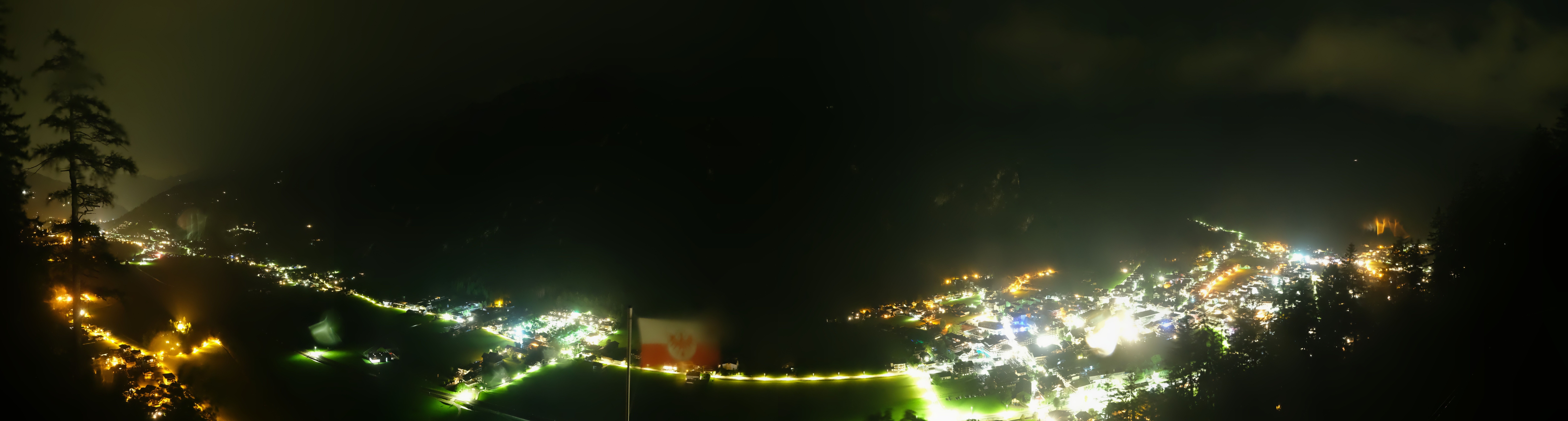 Archiv Foto Webcam Mayrhofen im Zillertal: Blick vom Gasthof Zimmereben