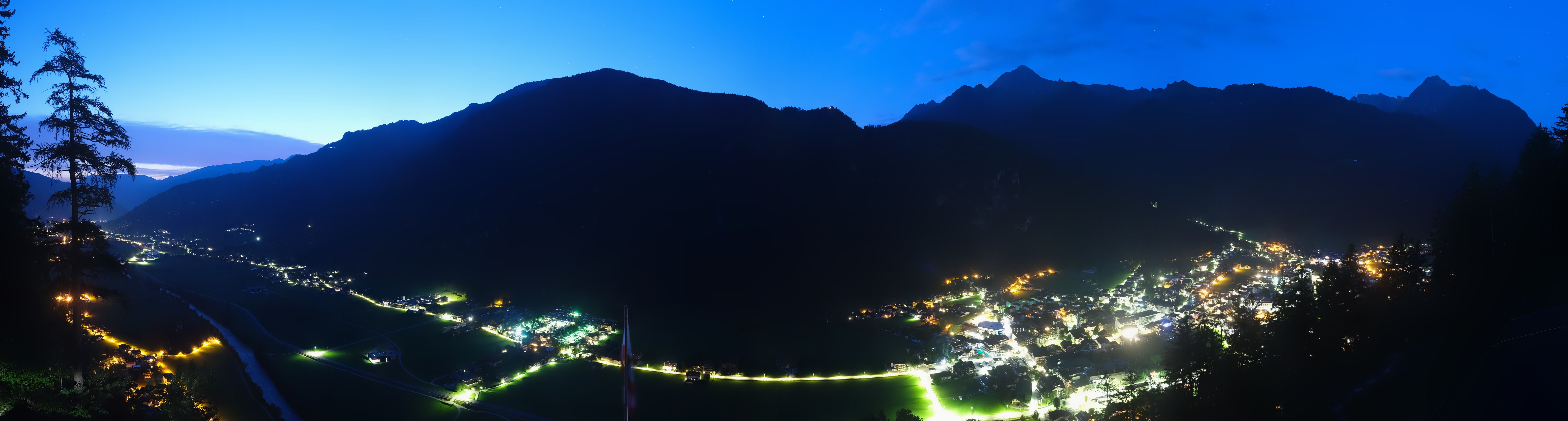 Archiv Foto Webcam Mayrhofen im Zillertal: Blick vom Gasthof Zimmereben