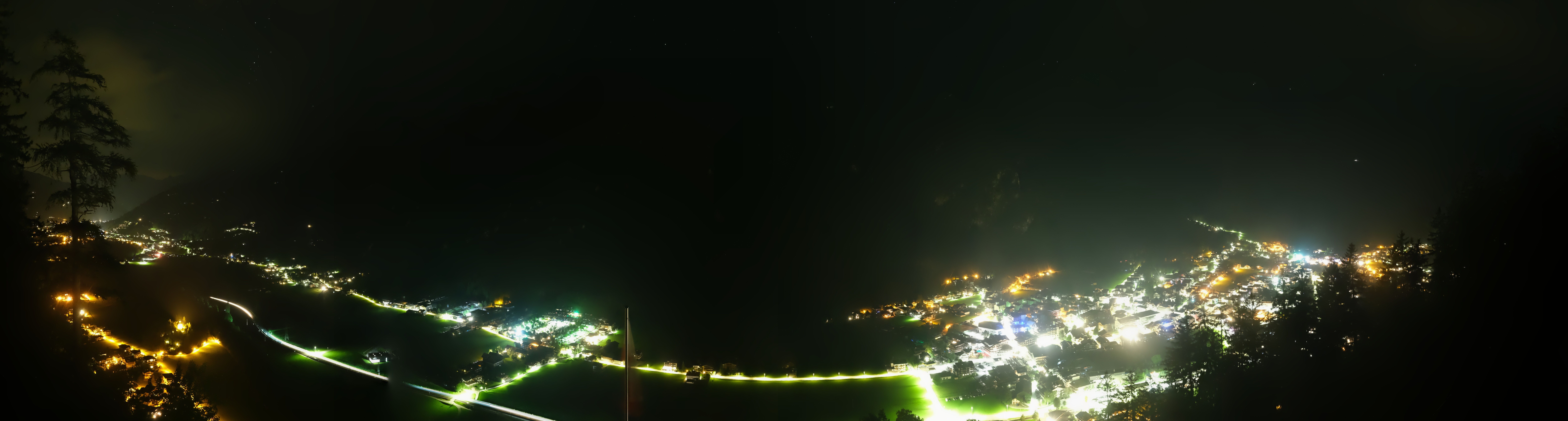 Archived image Webcam Mayrhofen im Zillertal: Zimmereben