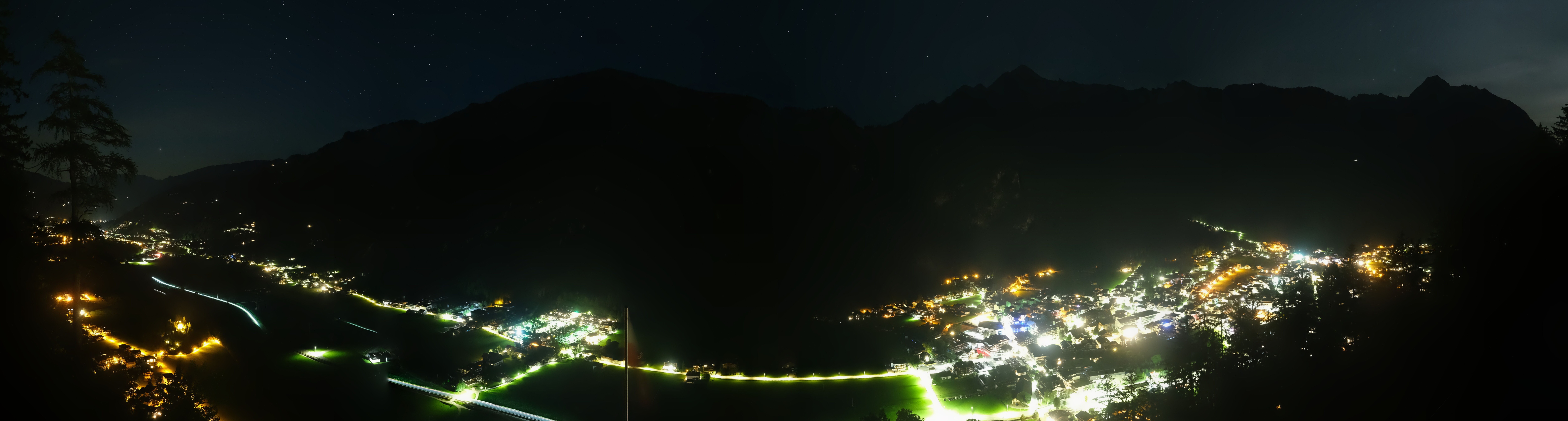 Archiv Foto Webcam Mayrhofen im Zillertal: Blick vom Gasthof Zimmereben