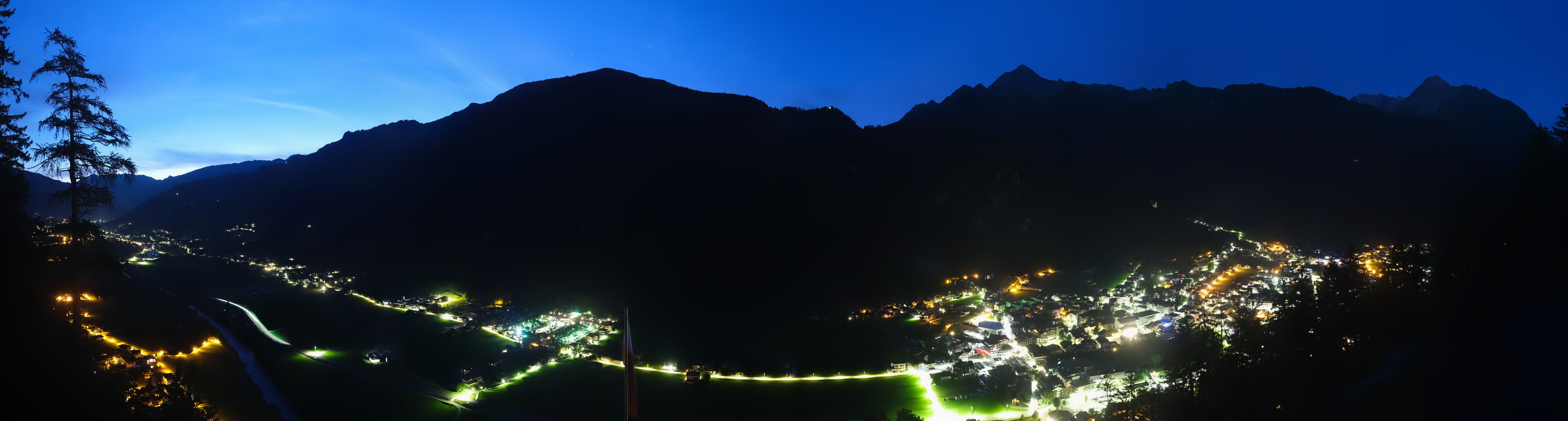Archiv Foto Webcam Mayrhofen im Zillertal: Blick vom Gasthof Zimmereben