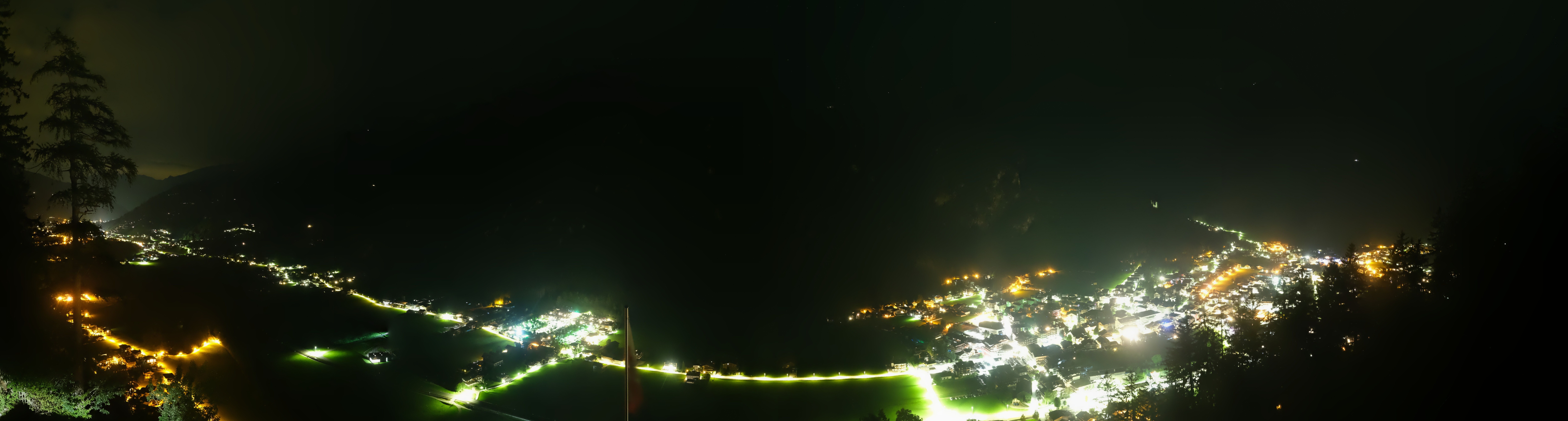 Archived image Webcam Mayrhofen im Zillertal: Zimmereben