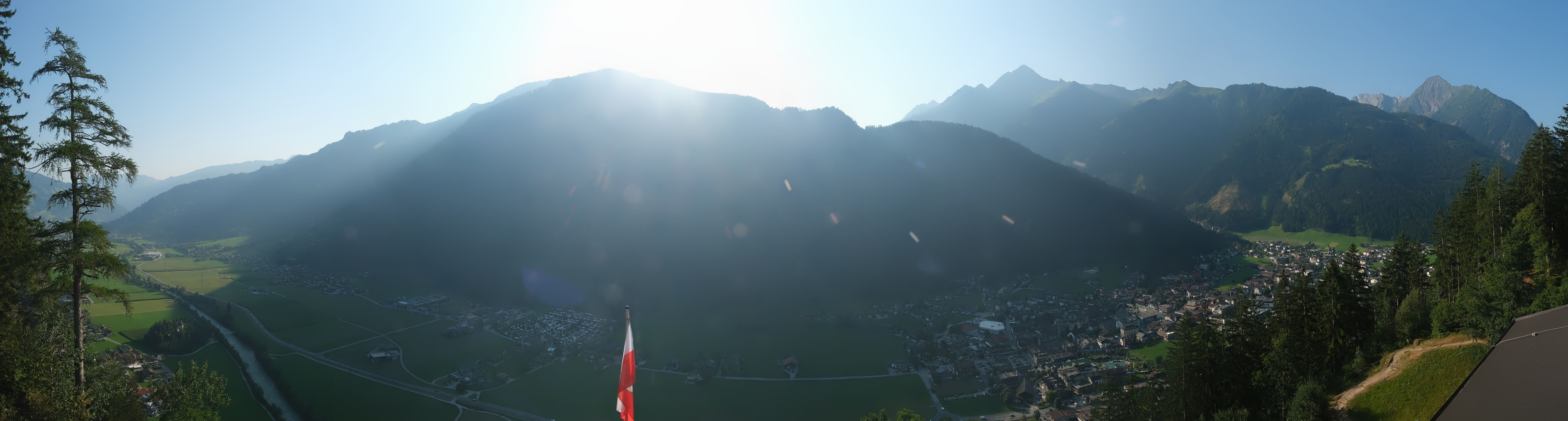 Archiv Foto Webcam Mayrhofen im Zillertal: Blick vom Gasthof Zimmereben