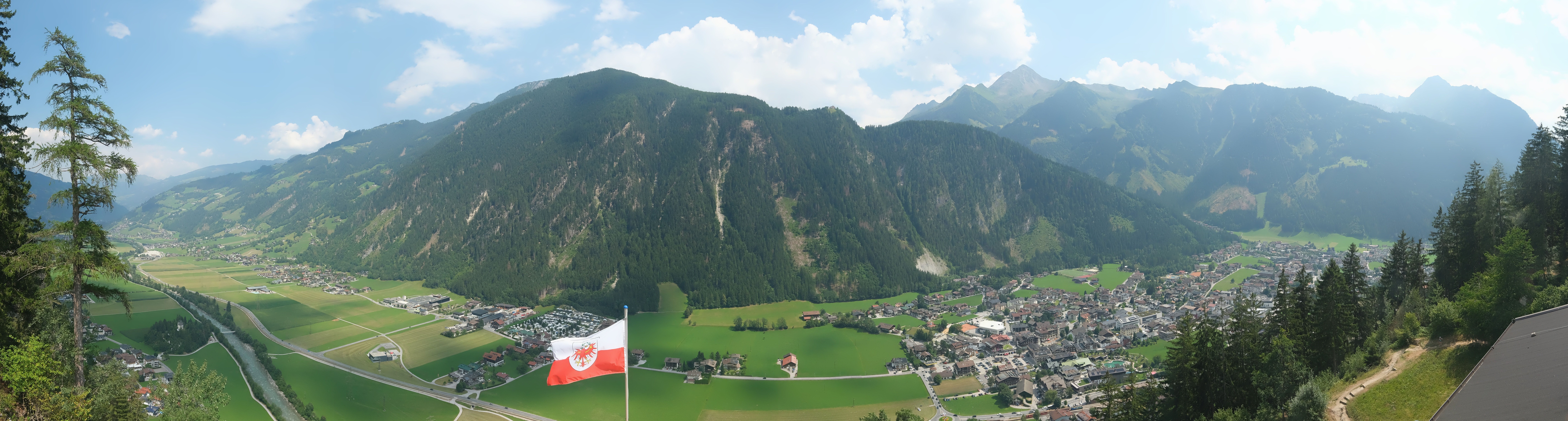 Archiv Foto Webcam Mayrhofen im Zillertal: Blick vom Gasthof Zimmereben